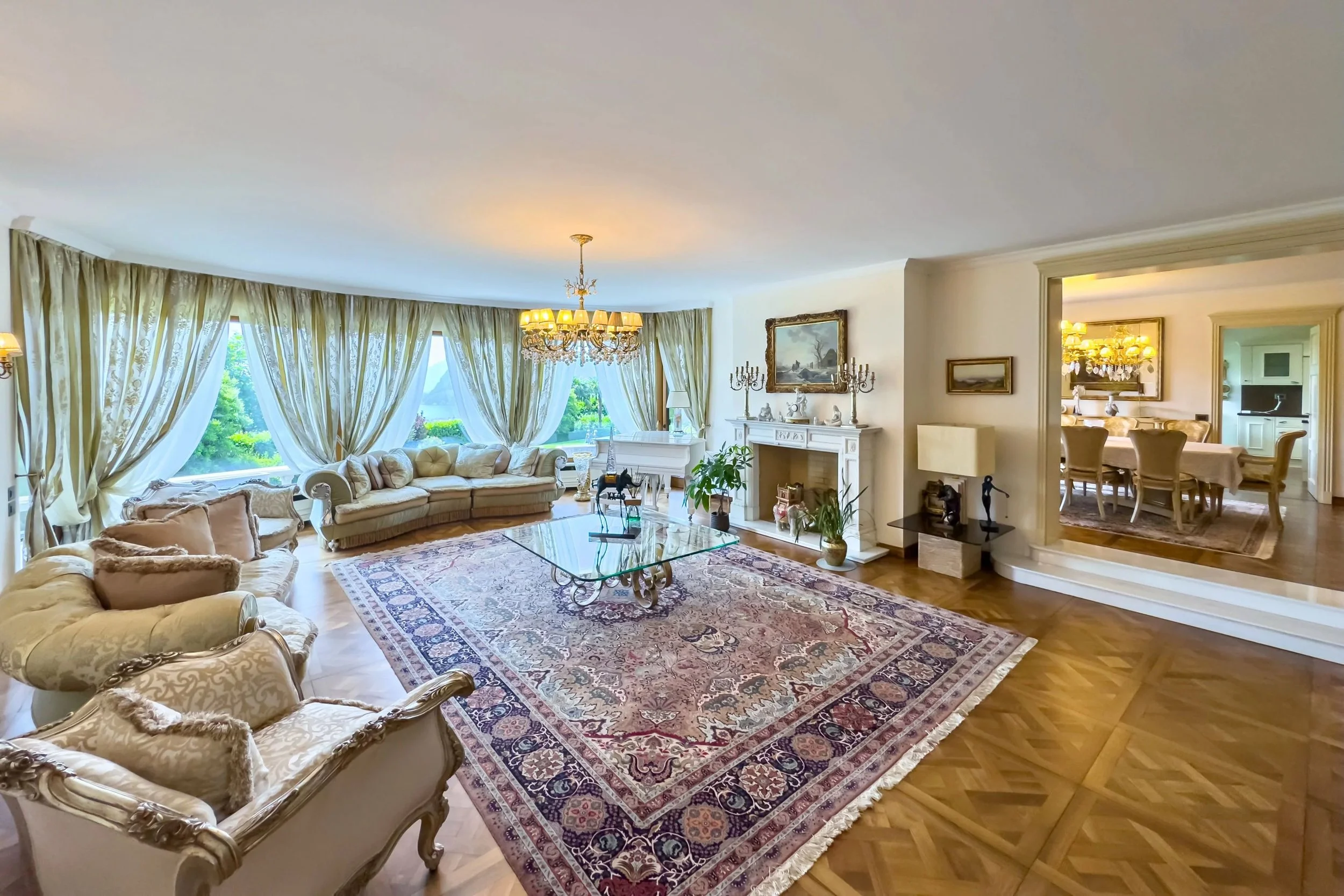 A place of retreat between light, space &amp; water - Exclusive residence with 740 m² of living space &amp; panoramic views in Lugano