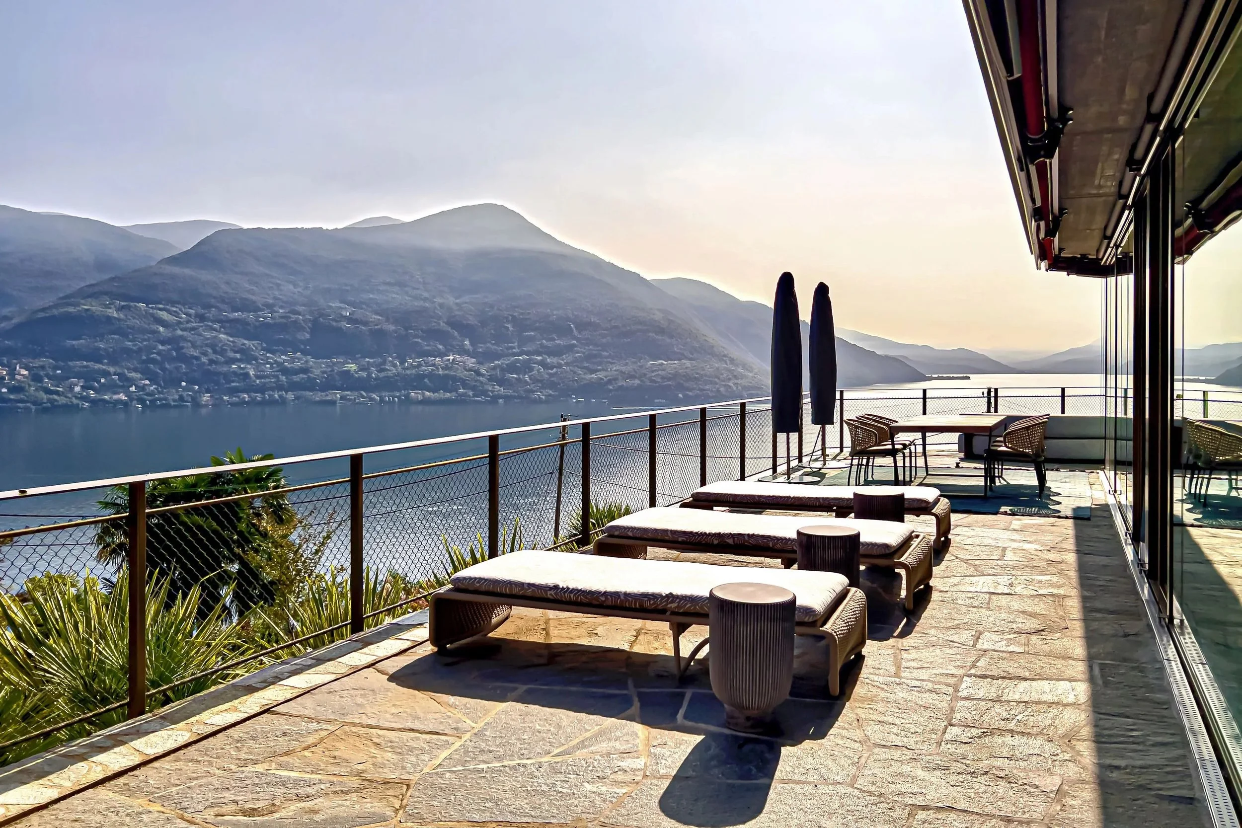 Designer apartment with panoramic views - A modern residential gem with lake views – also ideal as a holiday residence in Brissago
