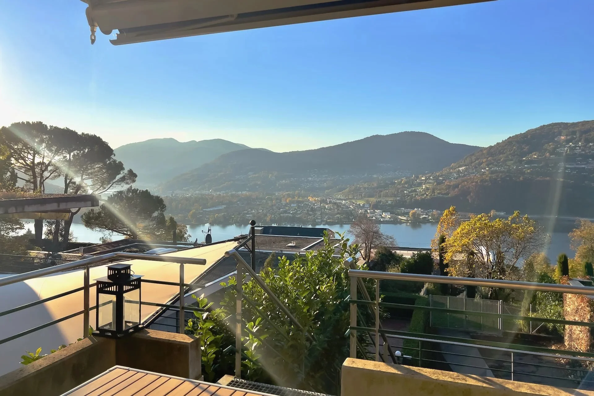 Wohnen mit Seeblick in Montagnola - Exklusive 3.5-Zimmer-Wohnung mit Terrasse &amp; Garten - auch als Zweitwohnsitz