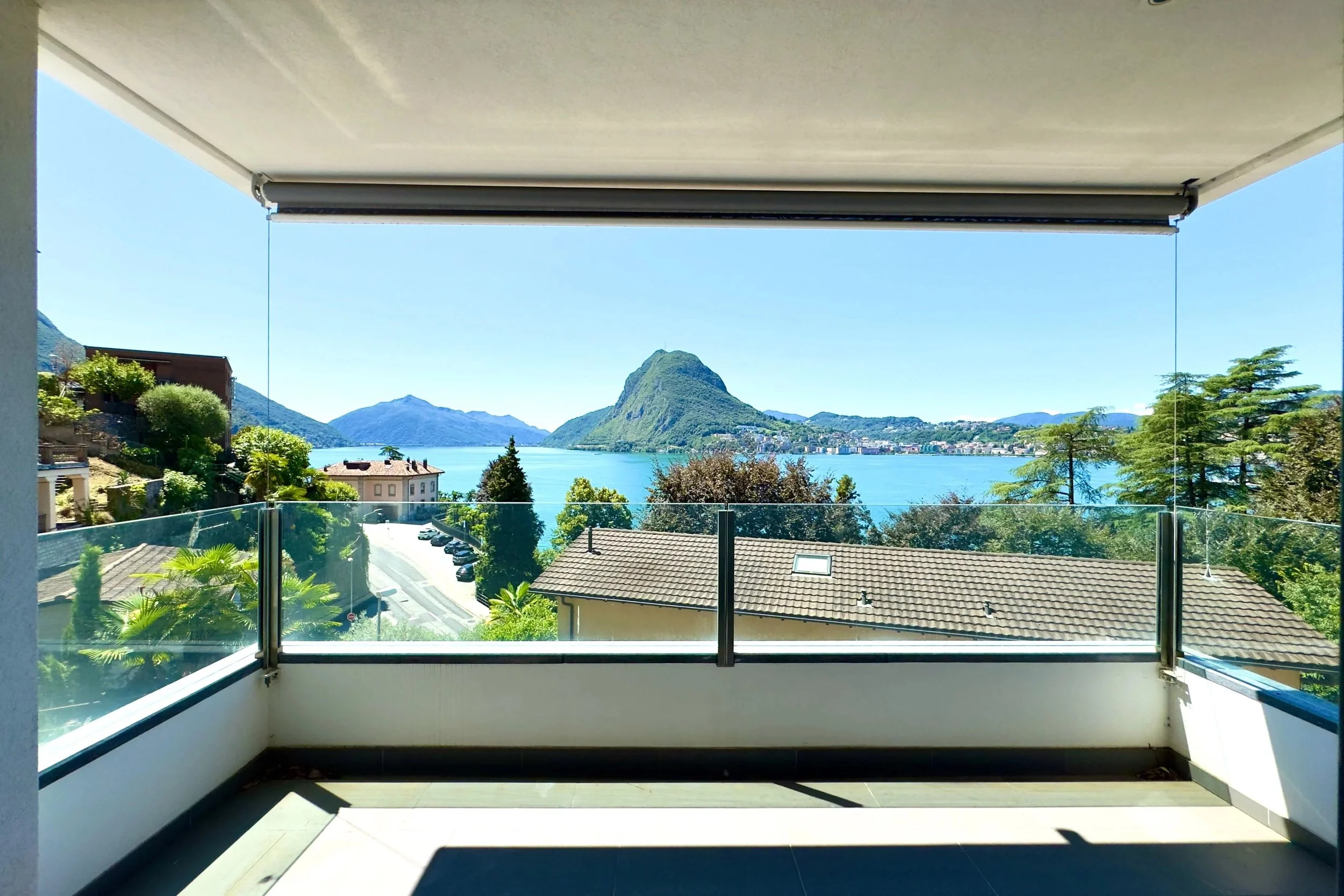 Seeblick – Sonne – Citynähe - Rohbauwohnung in Lugano-Castagnola mit Panoramablick &amp; möglichem Zweitwohnsitz 