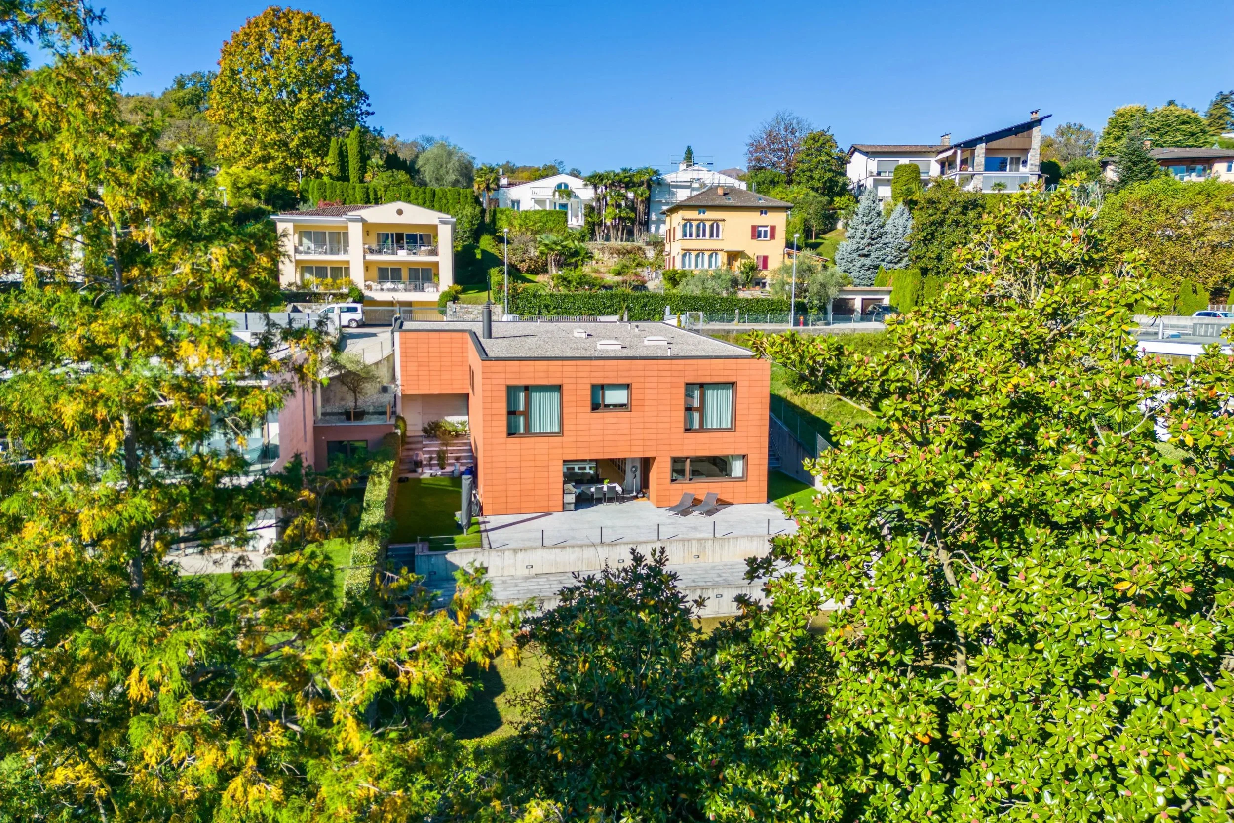 VARIAZIONE DI PREZZO - Architettura · Design · Benessere - Villa contemporanea di 7,5 locali a Lugano-Breganzona con stile, comfort e zona spa