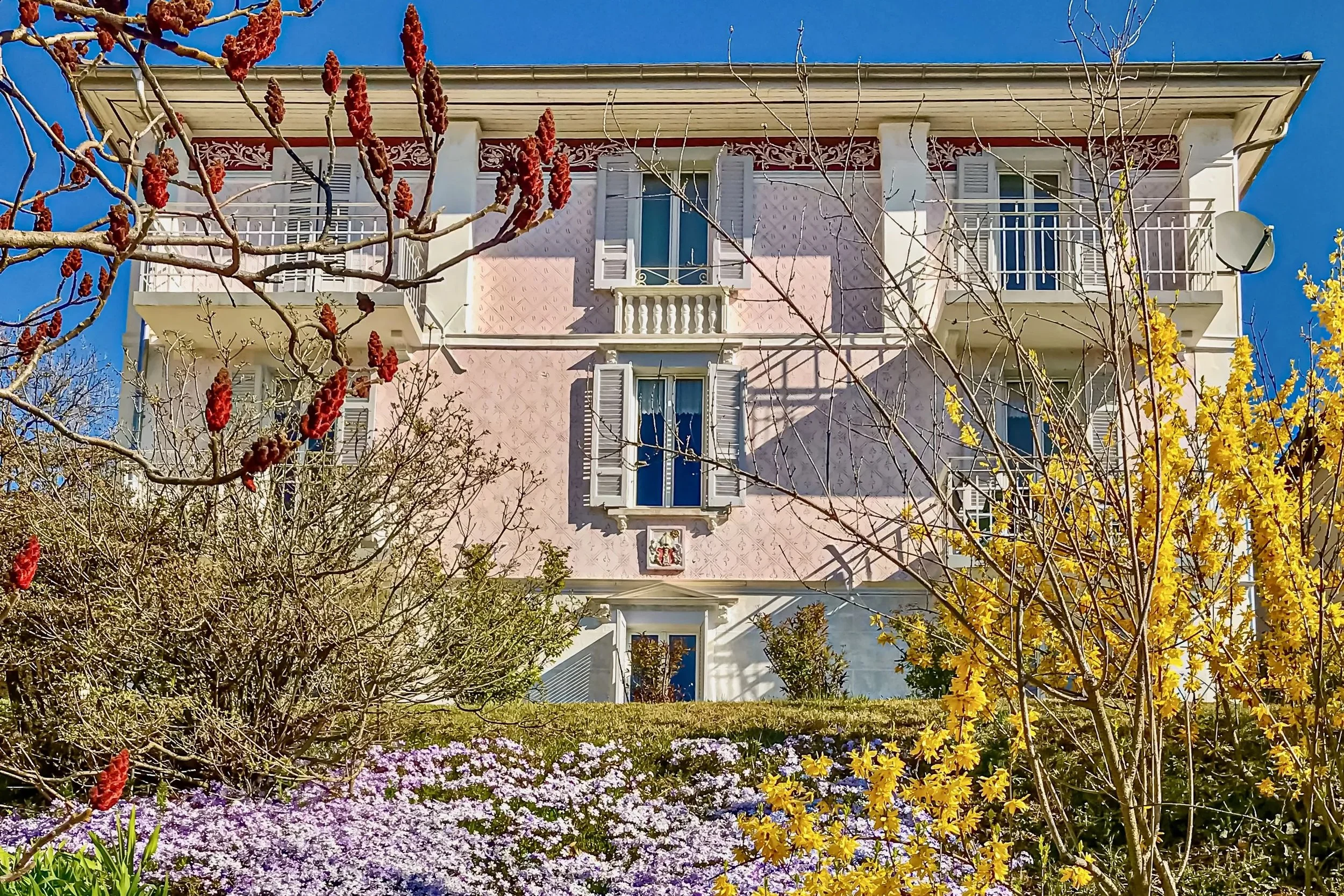 NEW PRICE - Mediterranean Charm above Lugano - Historic Villa in Cademario, elegantly arranged into three exclusive residences
