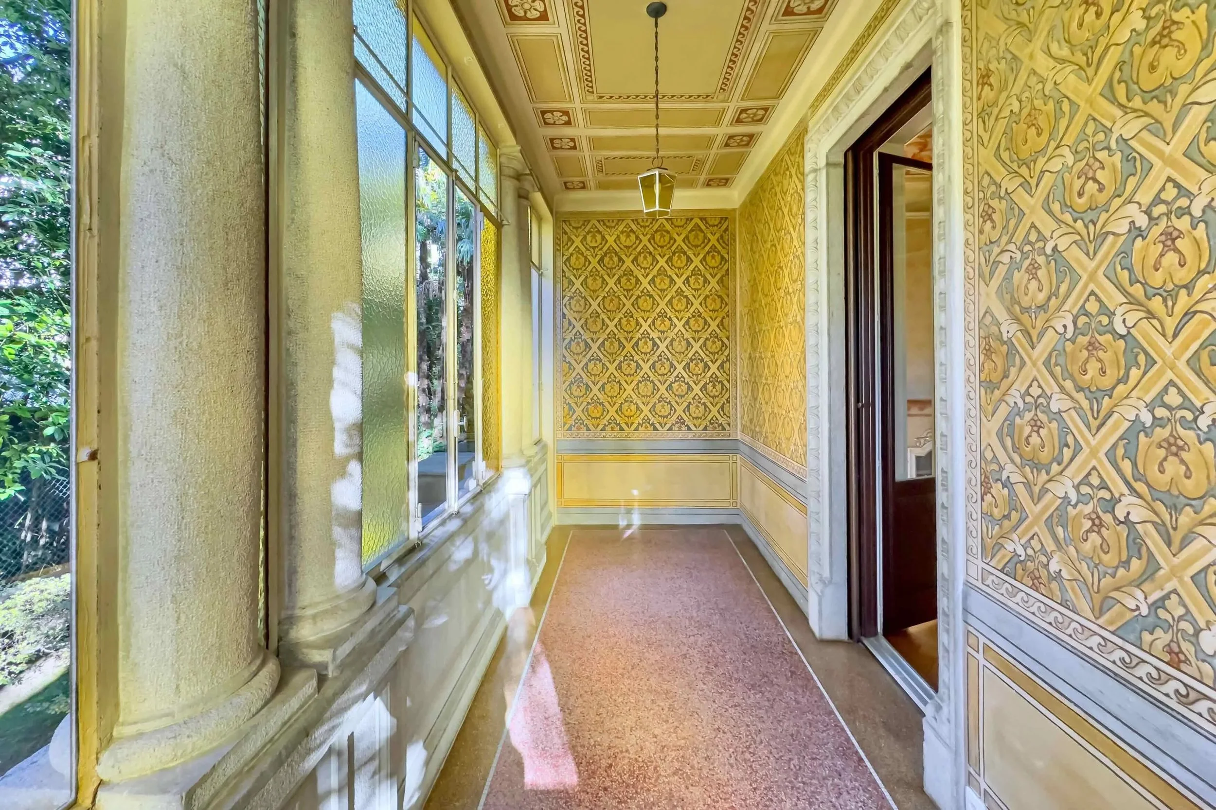 History &amp; elegance in perfect harmony - Exclusive Villa in Locarno: the ideal historical oasis, just steps from the city center