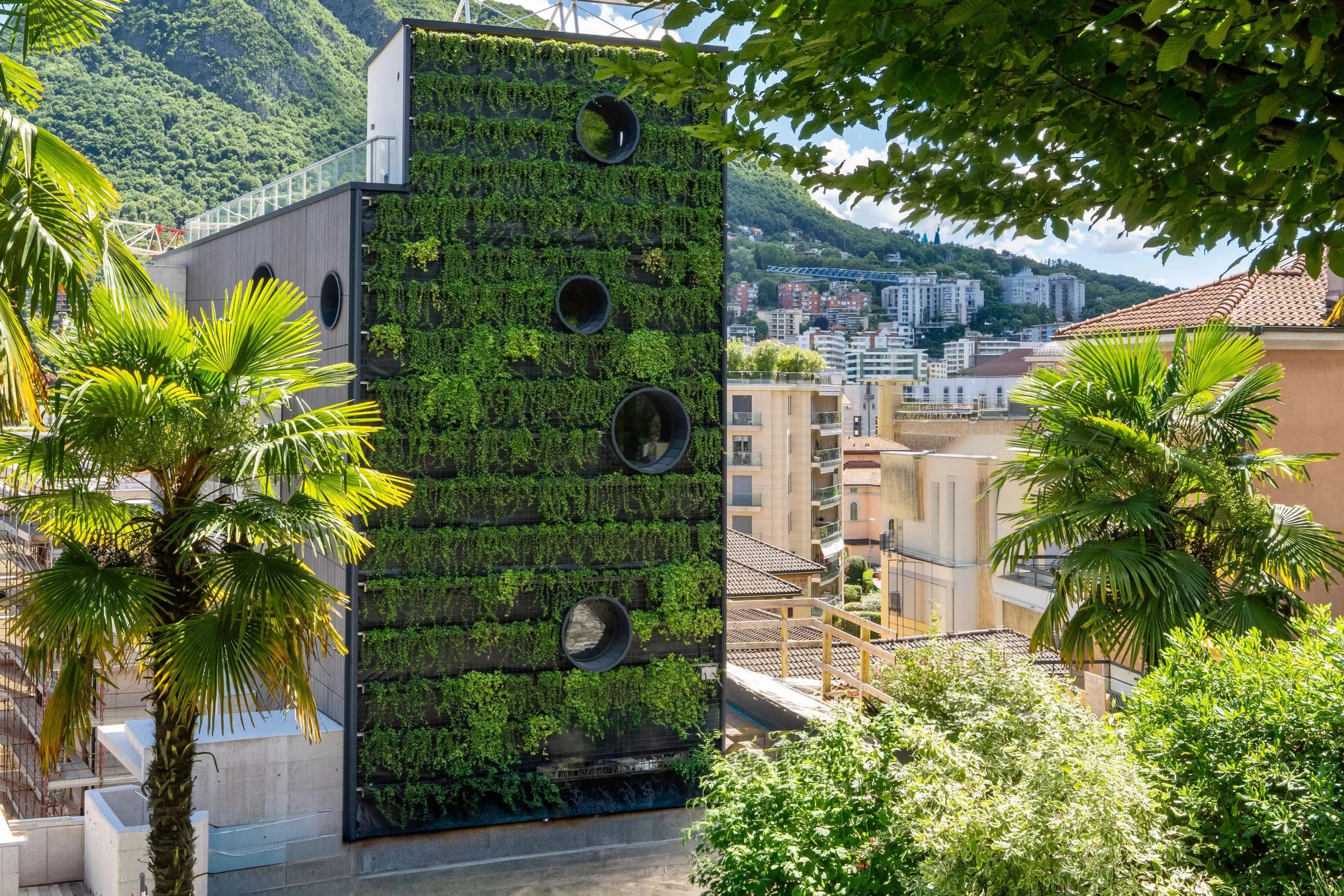 Modern, kreativ &amp; Wellness - Zwei exklusive Wohnungen in der Stadt Lugano &amp; in unmittelbarer Nähe des Luganersees