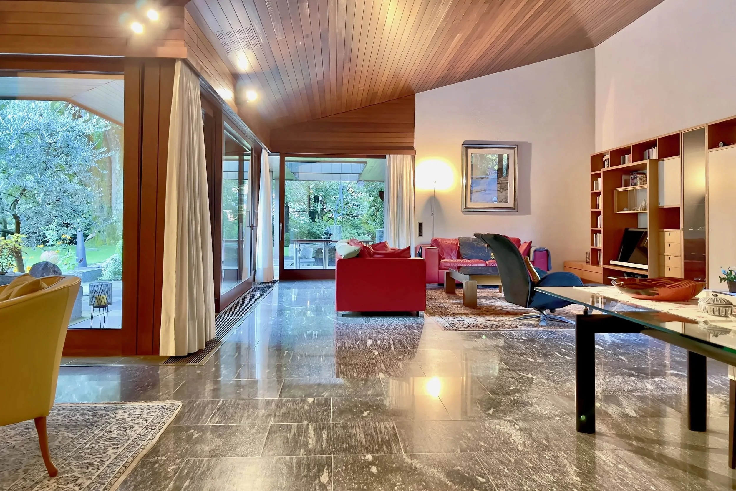 An idyllic oasis of perfectly balanced living - Exclusive villa in Grono: luxury living close to nature in the Italian Grisons