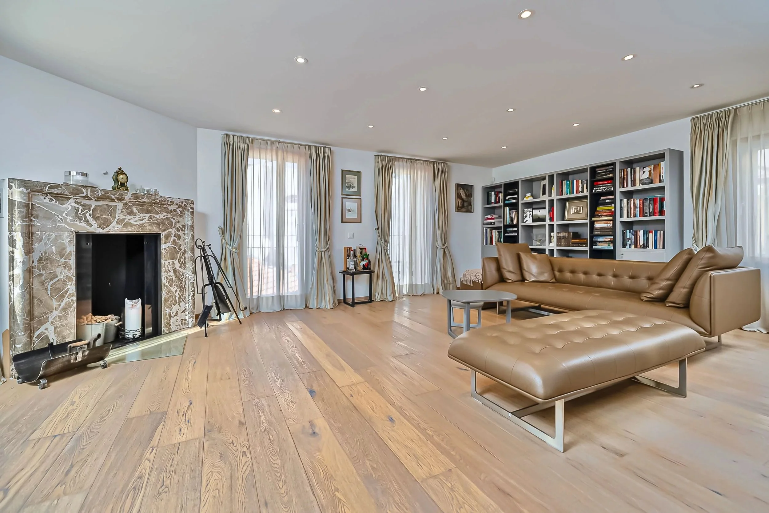 PREISVARIATION - Elegantes Wohnvergnügen in Lugano-Sonvico - Luxuriöses 8.5-Zimmer-Haus  mit modernem Design im Dorfkern