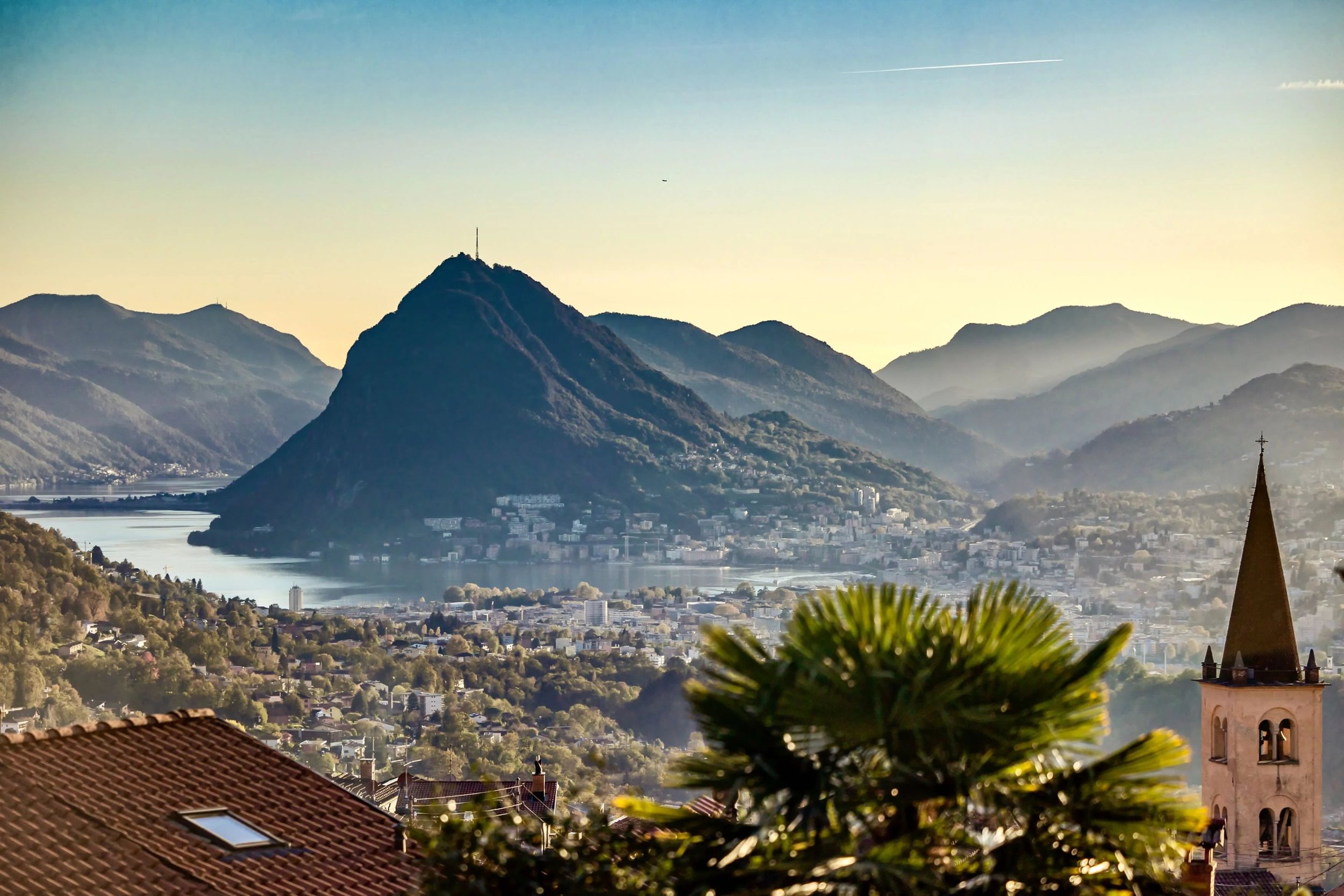 NEW PRICE - Elegant living in Lugano-Sonvico - Luxurious 8.5-room house with modern design in the village centre