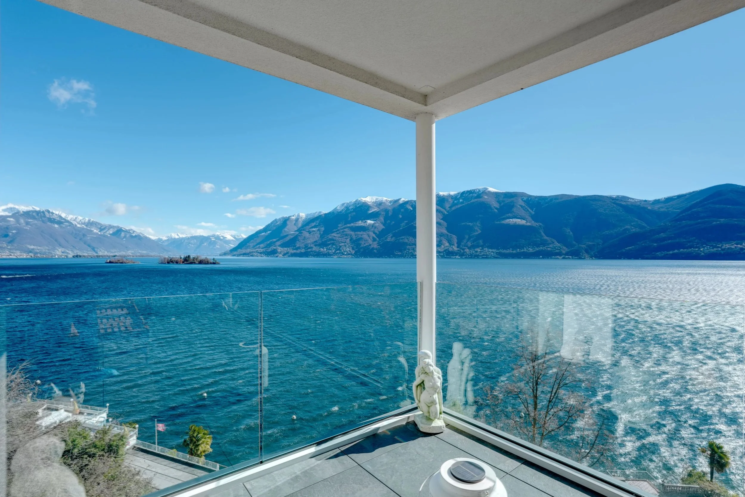 L’ideale residenza primaria a Brissago sul Lago Maggiore - Appartamento panoramico con vista mozzafiato sul lago e ampia terrazza