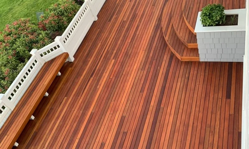 Cedar-Deck-with-Natural-Cedar-Sammamish-WA-rotated-800x480[1].jpg