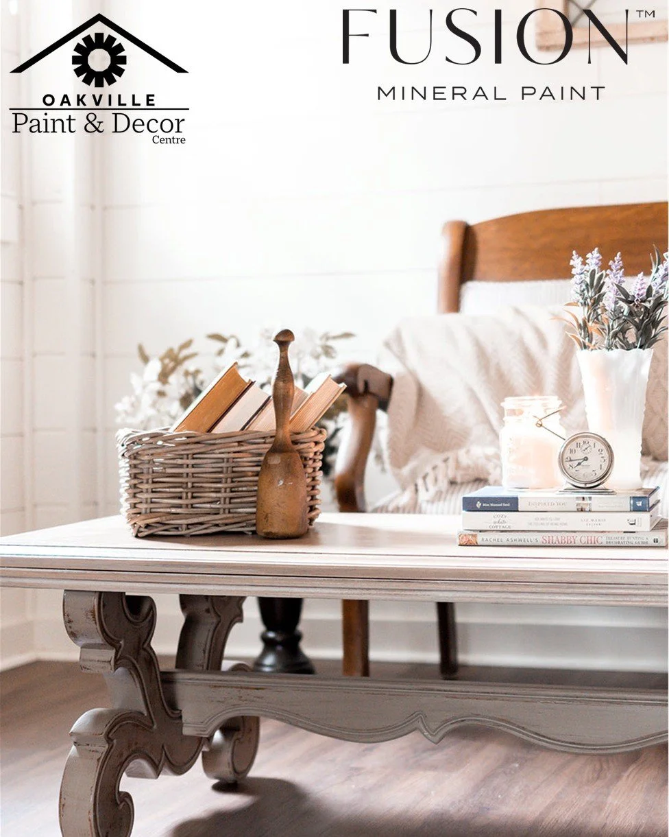 An ode to all things natural and true, Algonquin is a deep taupe that has an incredible tendency of taking on different tones depending on the light source in the room. Pair with Bayberry for an earthy, lush look. Pair with Cathedral Taupe for a tone