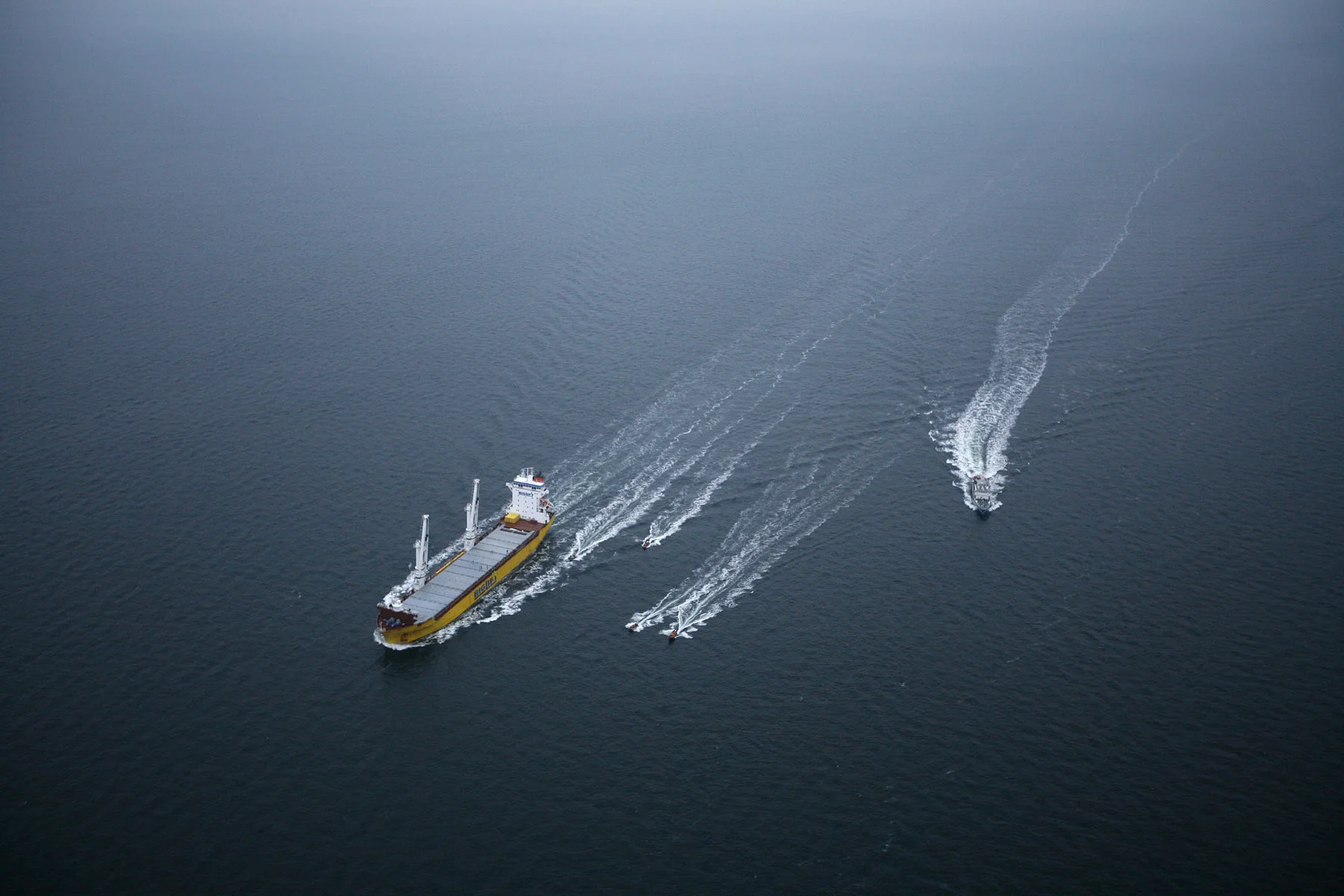 Aktion auf der Ostsee gegen den Transport von Nukleartechnologie für einen AKW-Neubau.
