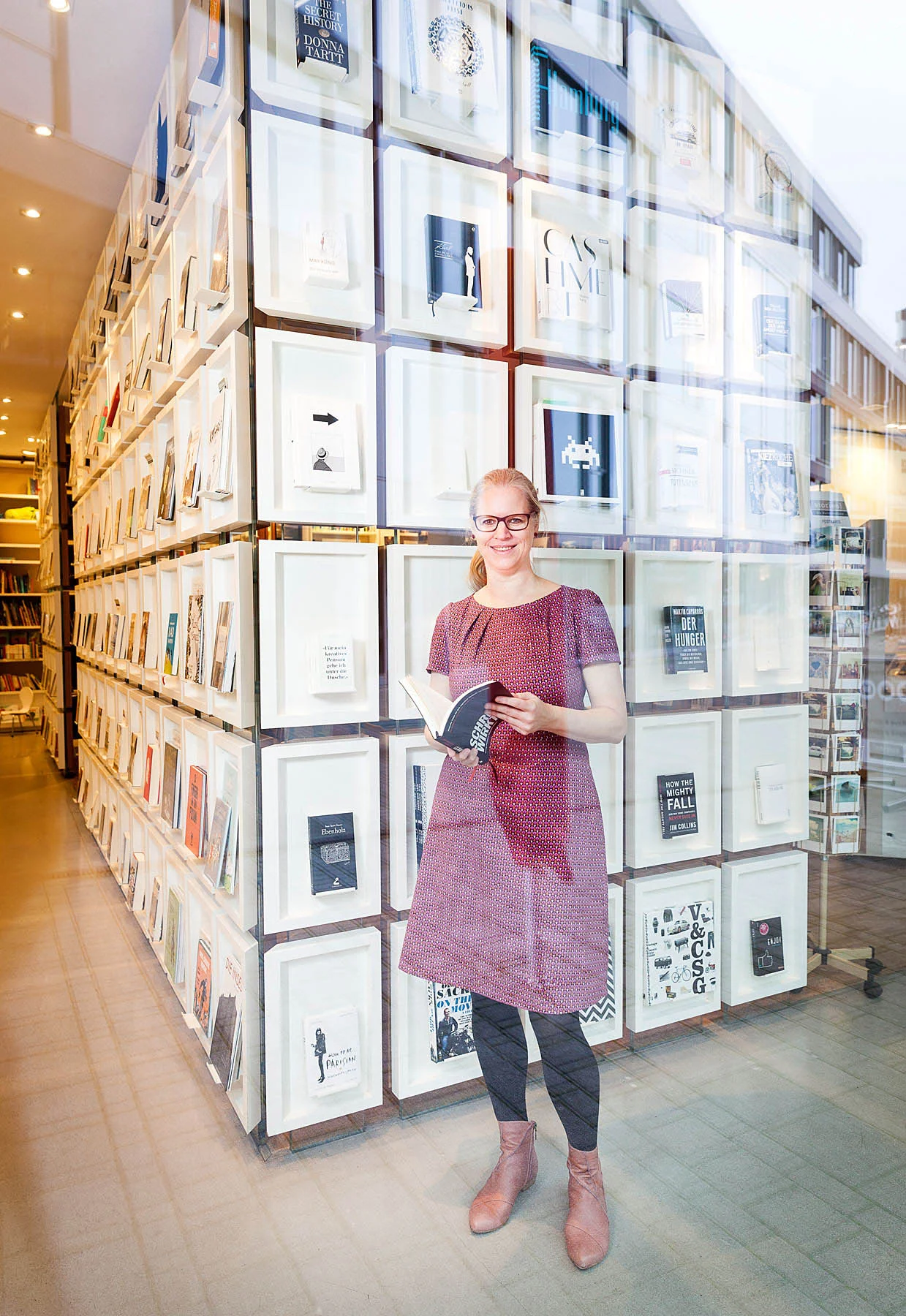 Isabel Bogdan, Schriftstellerin
