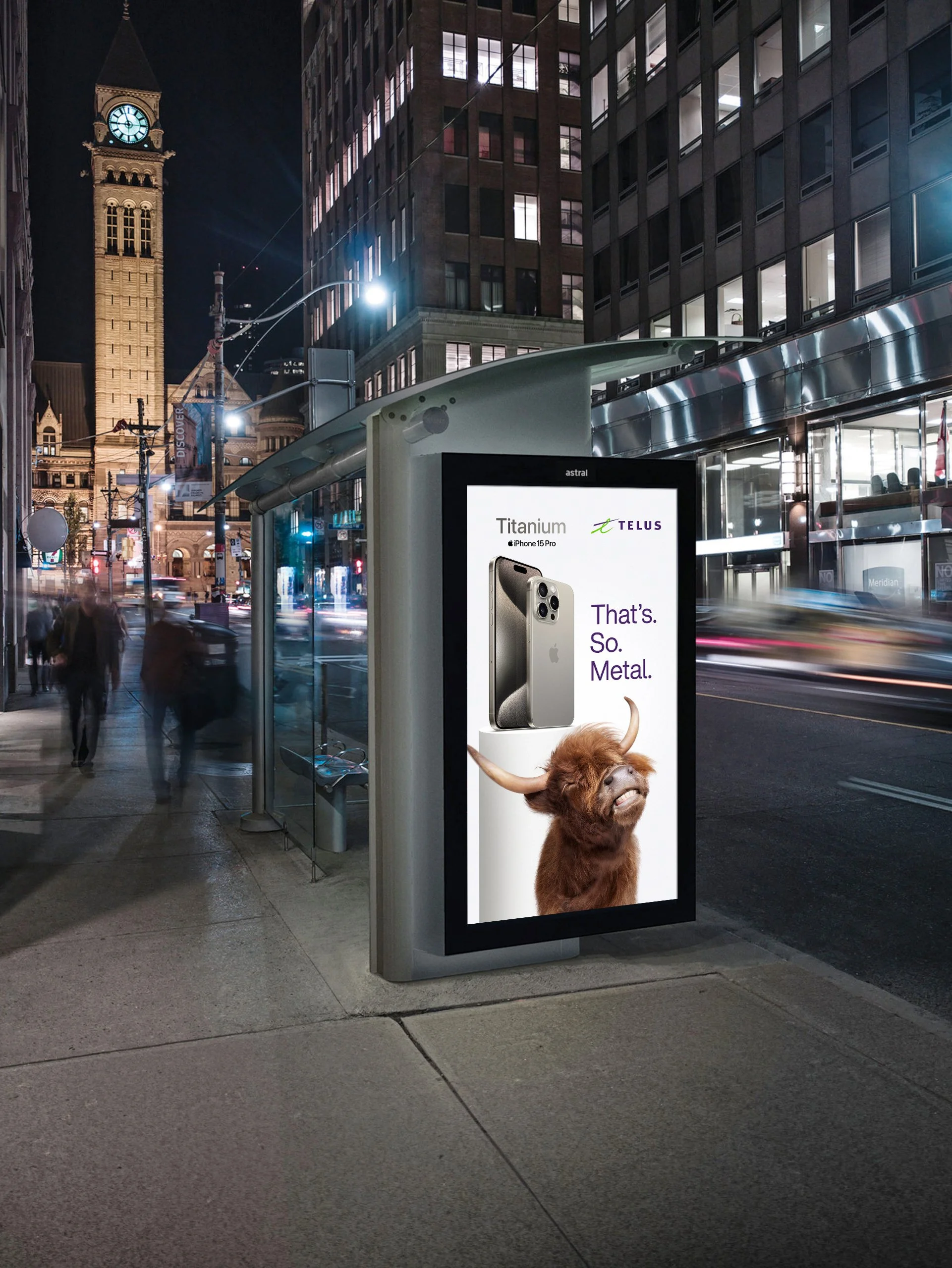 TelApple-OOH-Vert-situ.jpg