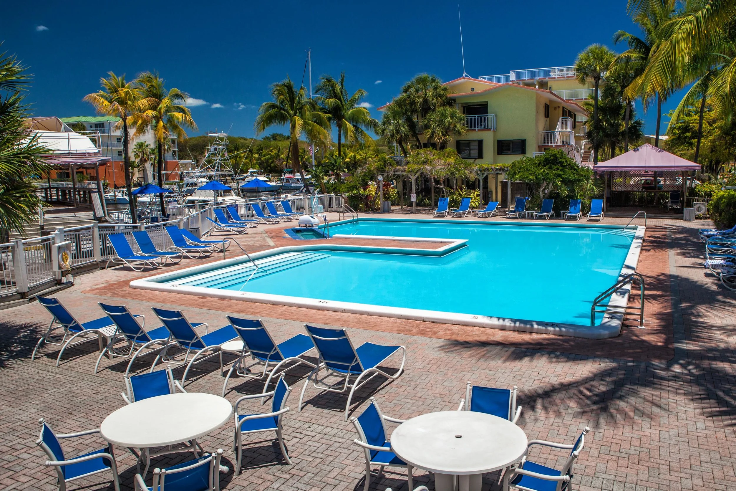 Pool_48881_high.jpg