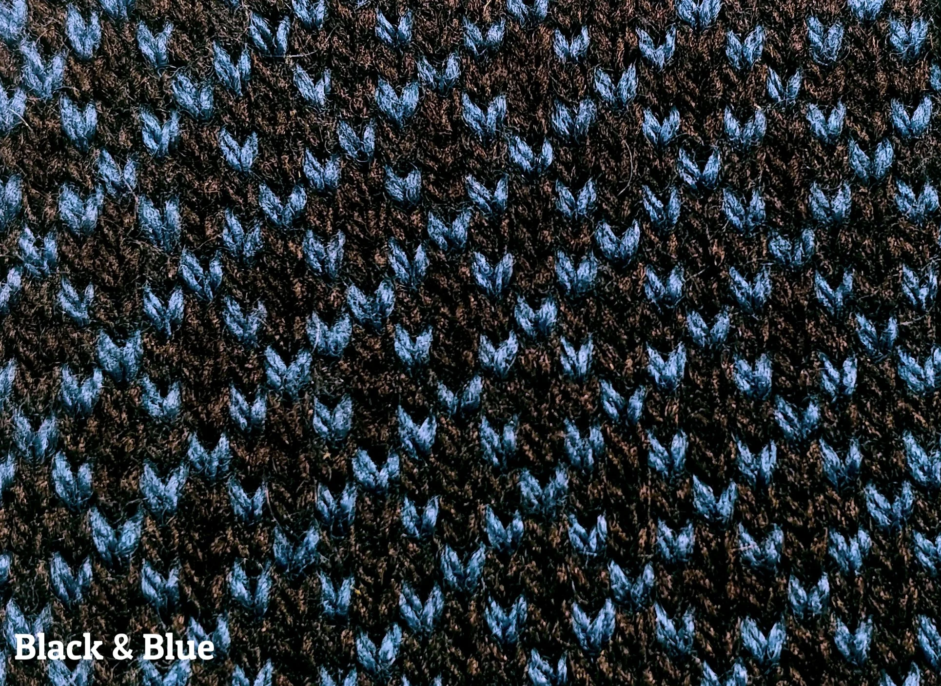 dorthia_black_blue.jpg