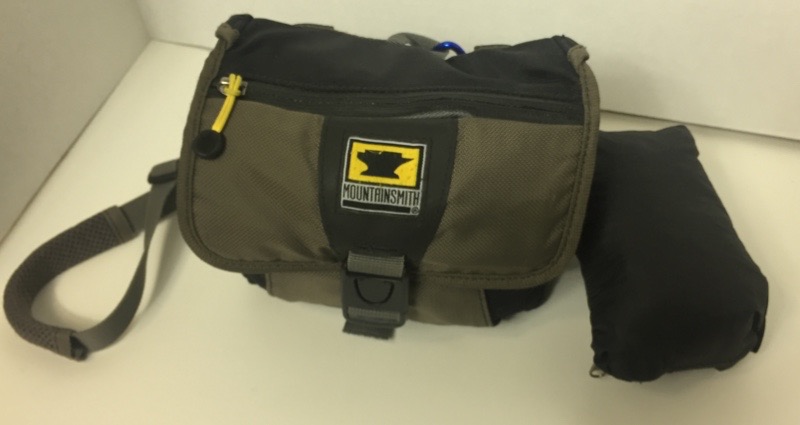 Small Moutainsmith Bag