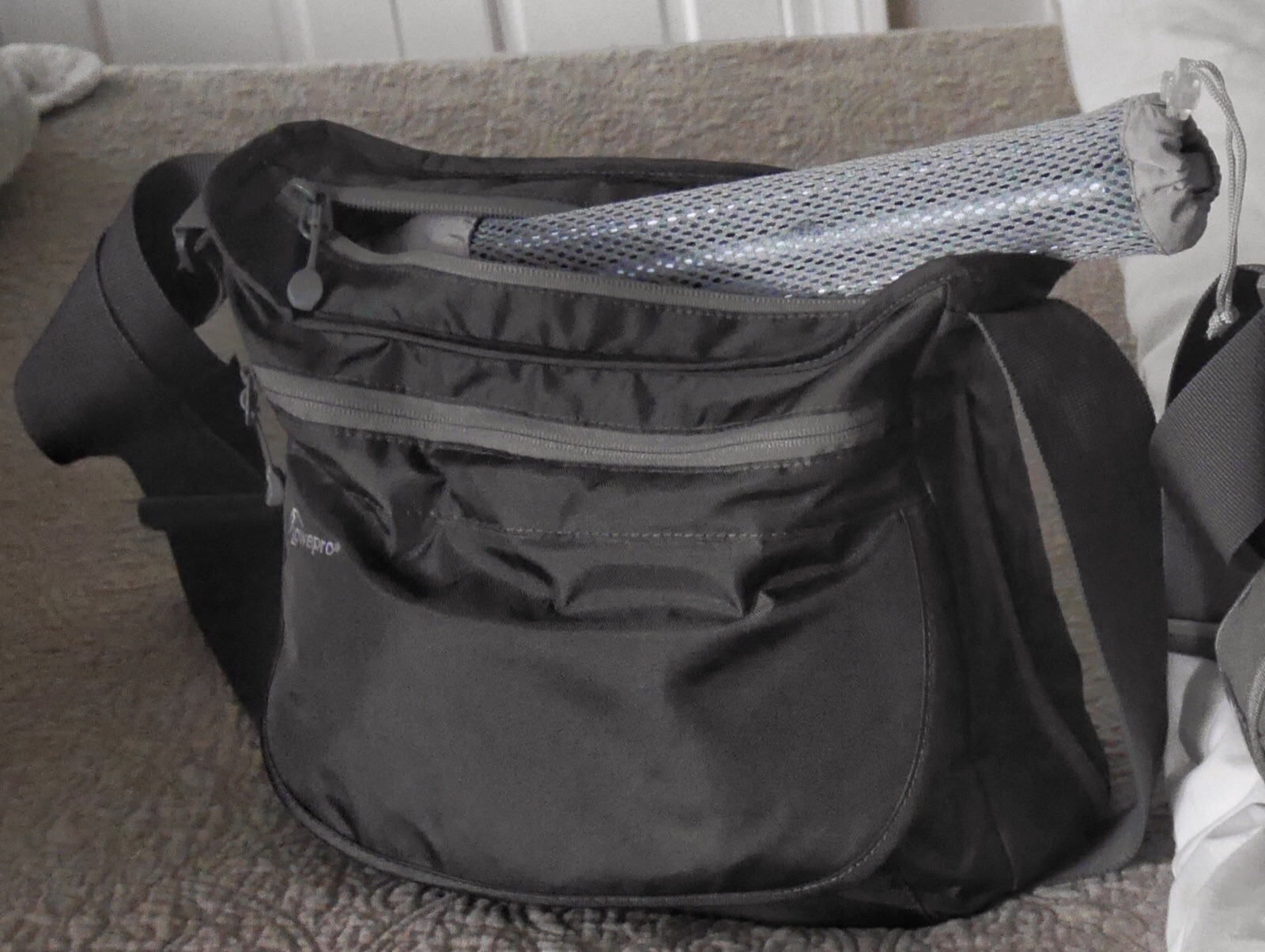 My small Lowepro Streamline 250 bag