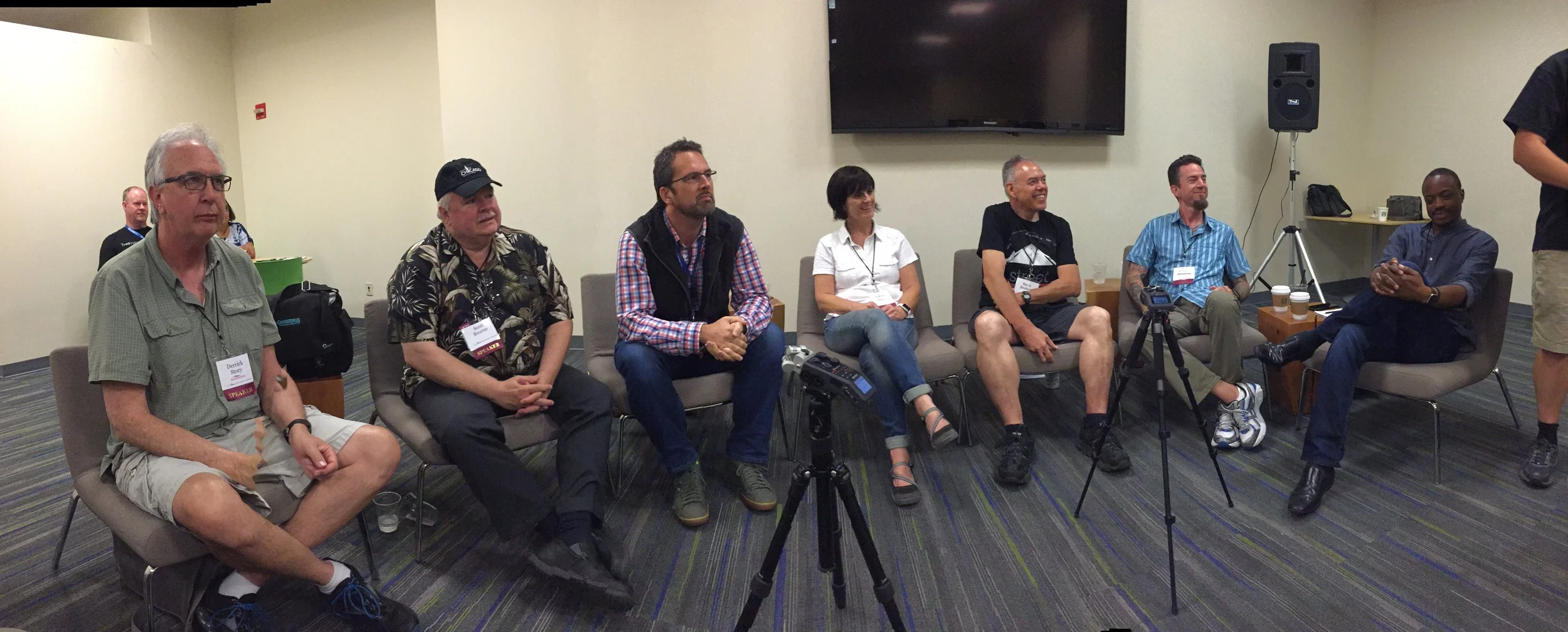 Derrick Story, Scott Bourne, Ron Pepper, Valerie Jardin, Steve Brokaw, Rob Knight, & Frederick Van Johnson at Out of Chicago 2016!
