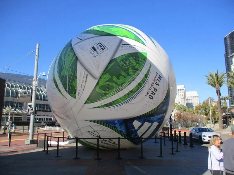 BALL-SD-05.jpg