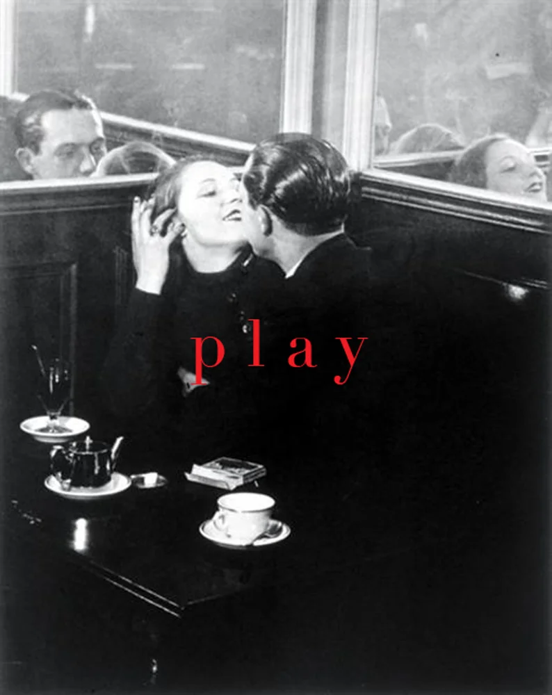 couple-d-amoureux-place-d-italie-1932.jpg!Large-Brassai--Fair-Use-PLAY.jpg