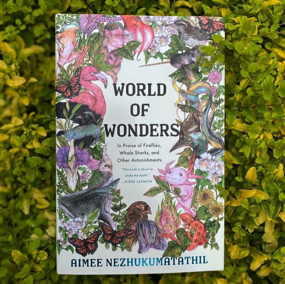 World Of Wonders: In Praise Of Fireflies, Whale Sharks, And Other Astonishments [Aimee
