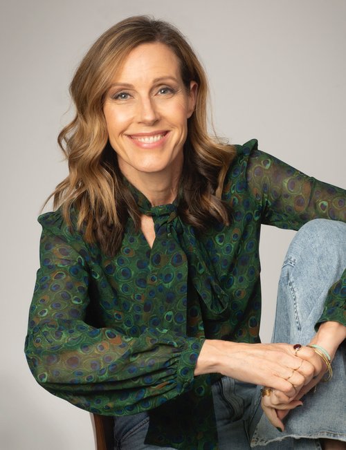MARCIA DeSANCTIS