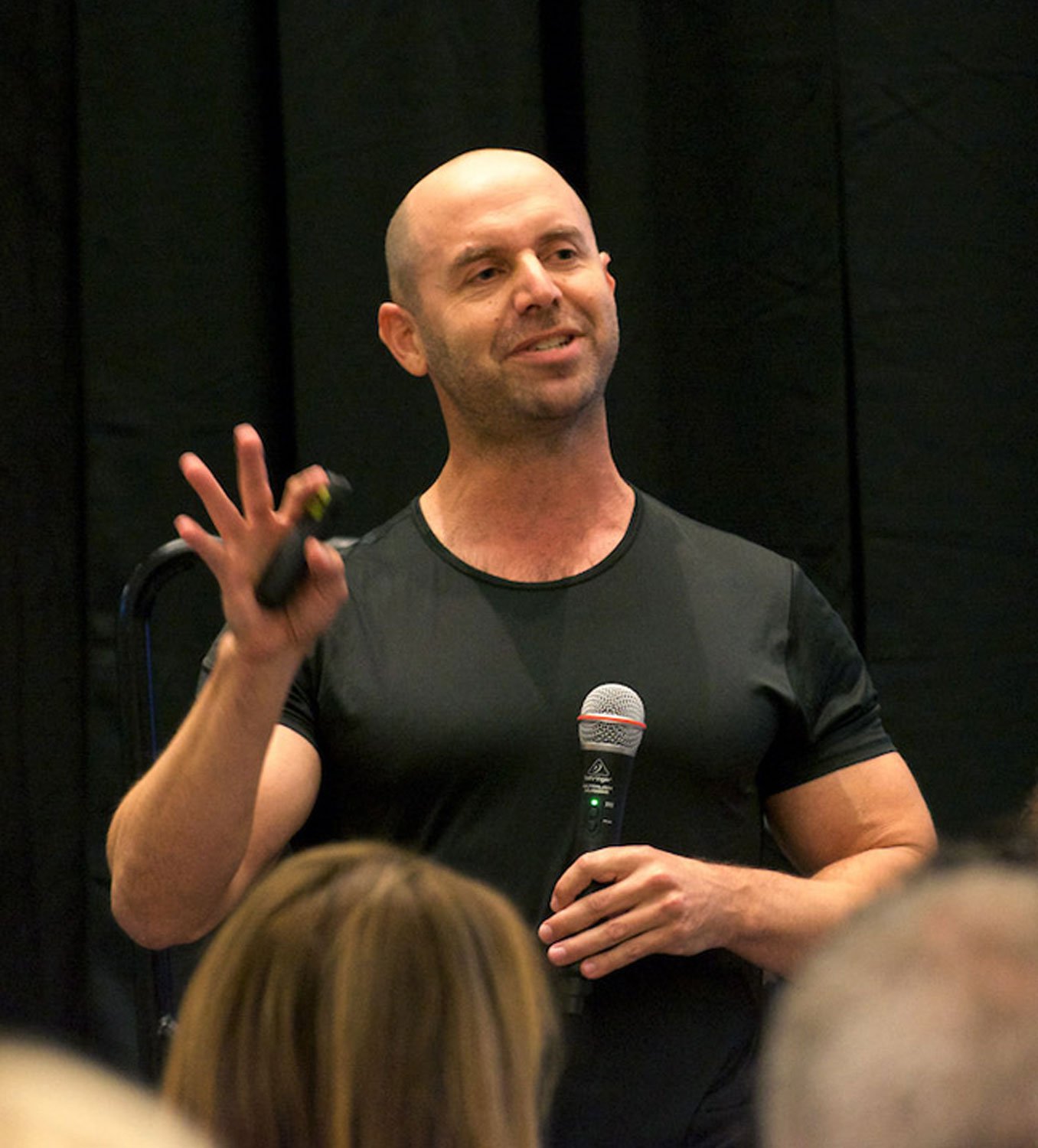 TODD KASHDAN - Award-winning Author of “The Art of Insubordination: How to Dissent and Defy Effectively” episode artwork
