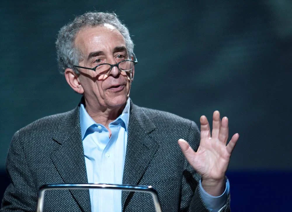 DR. BARRY SCHWARTZ