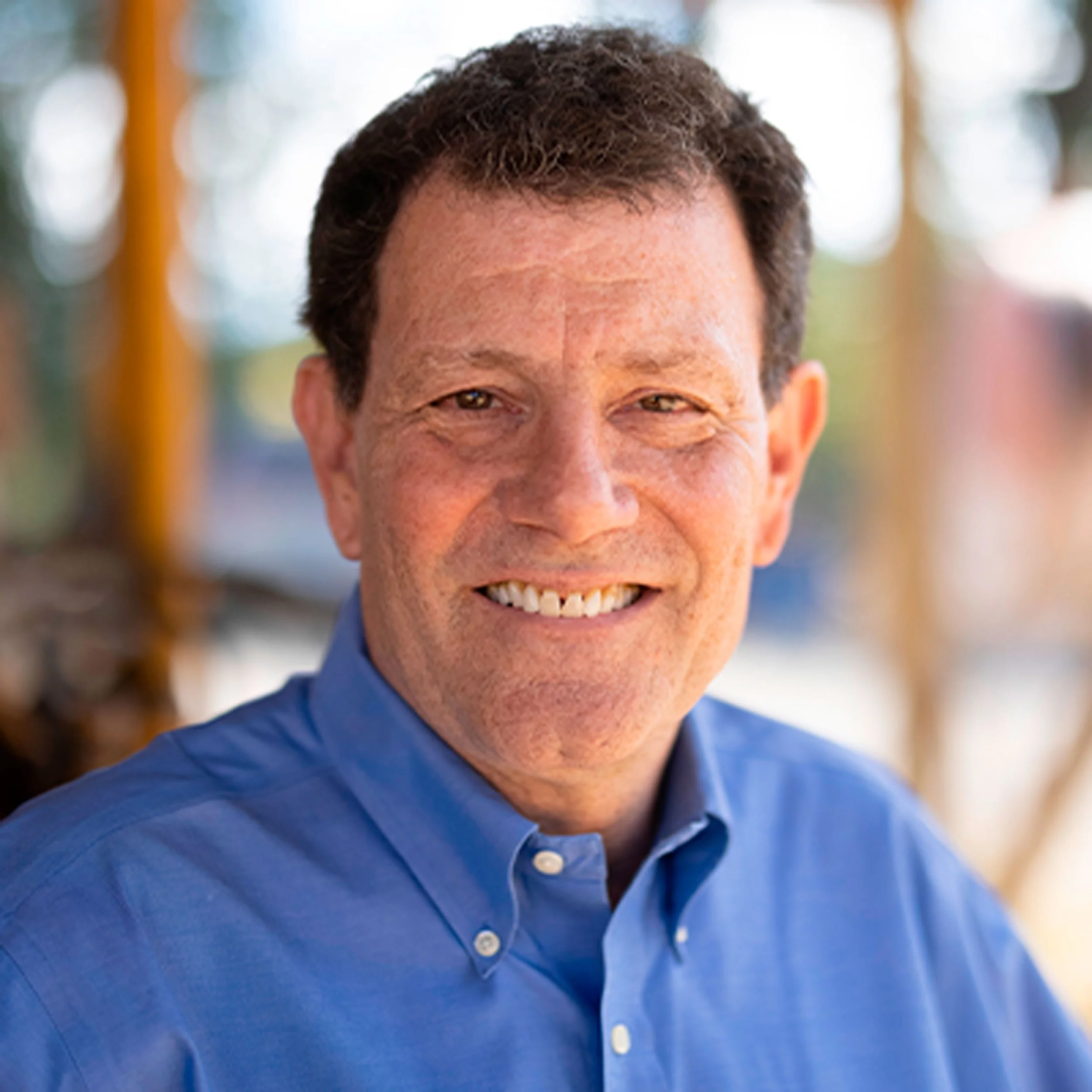 Chasing Hope: A Reporter's Life w/ Pulitzer Prize-winning Journalist NICHOLAS KRISTOF