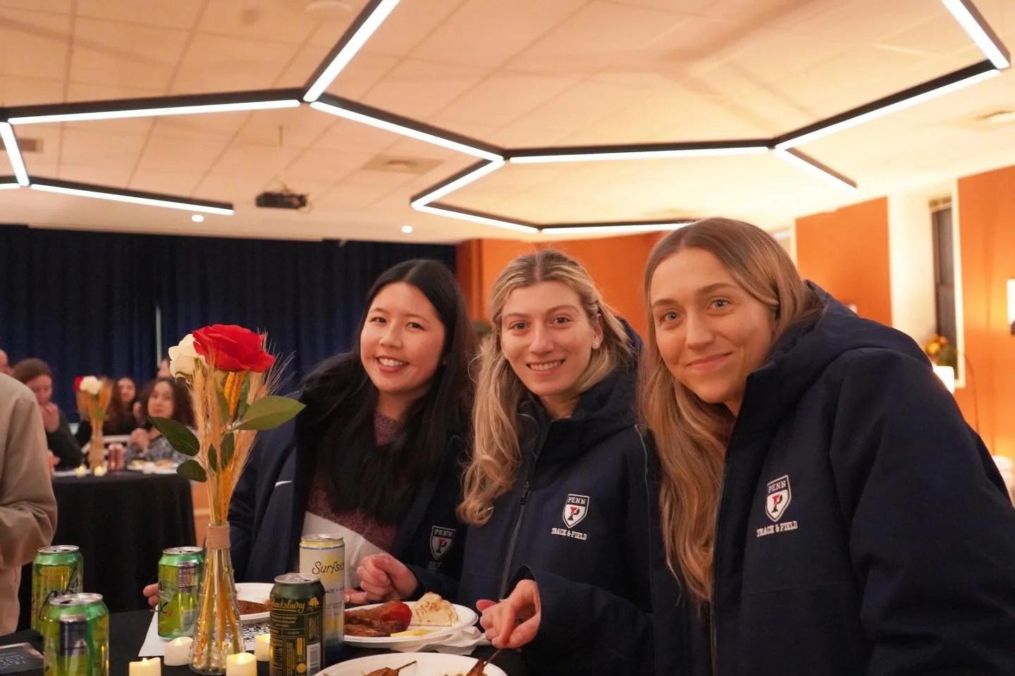 It was great to hang with our seniors at last night&rsquo;s happy hour! It&rsquo;s bittersweet that we only have a few months left with this crew, and we can&rsquo;t wait to celebrate them at next month&rsquo;s senior banquet!