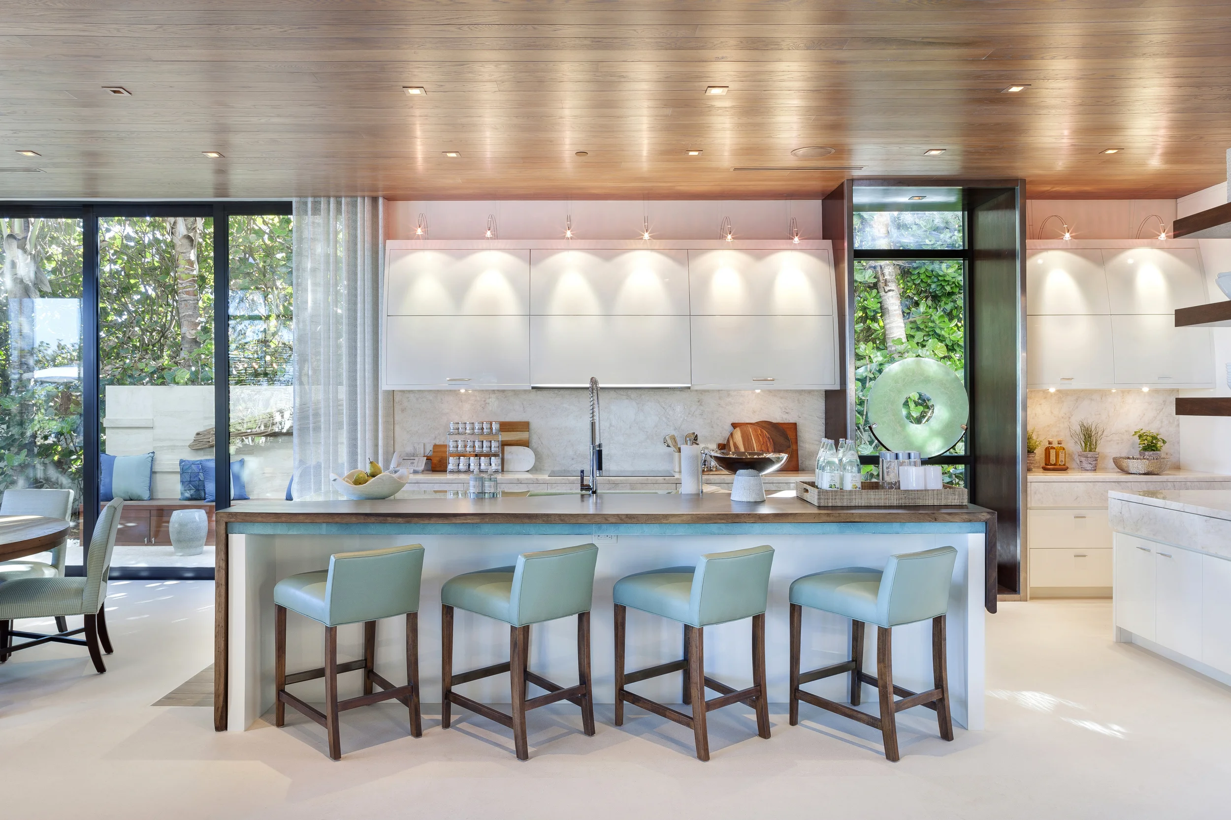 KITCHEN_DAY.jpg
