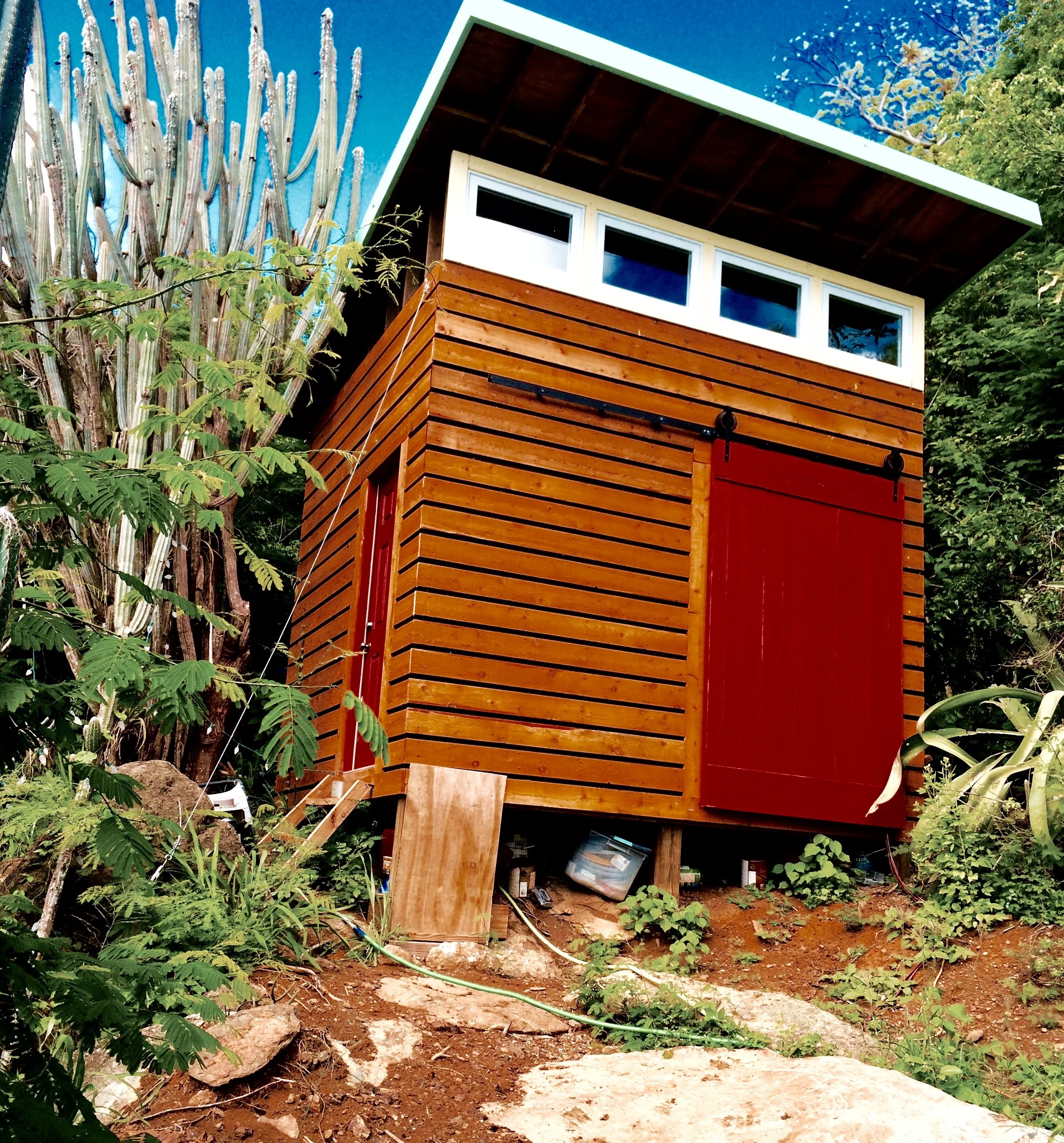 Modern Shed, Bath House, Walk Out Closet, & Storage