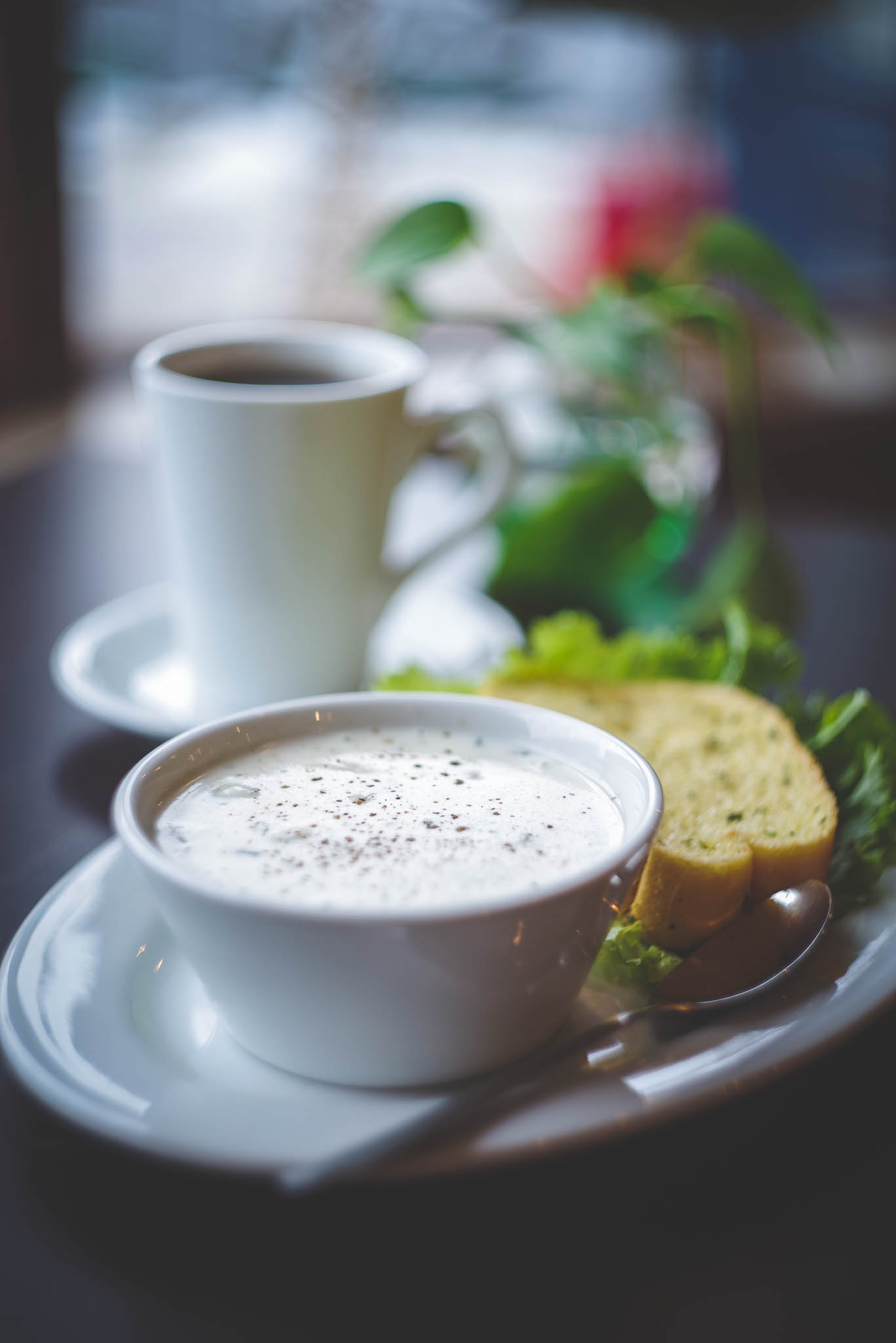 Boston clam chowder soup.jpg