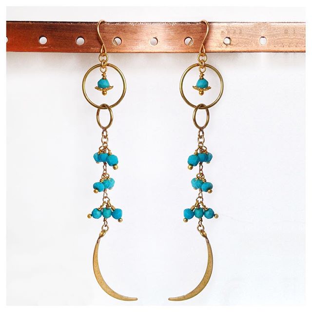 Huntress earrings in Turquoise