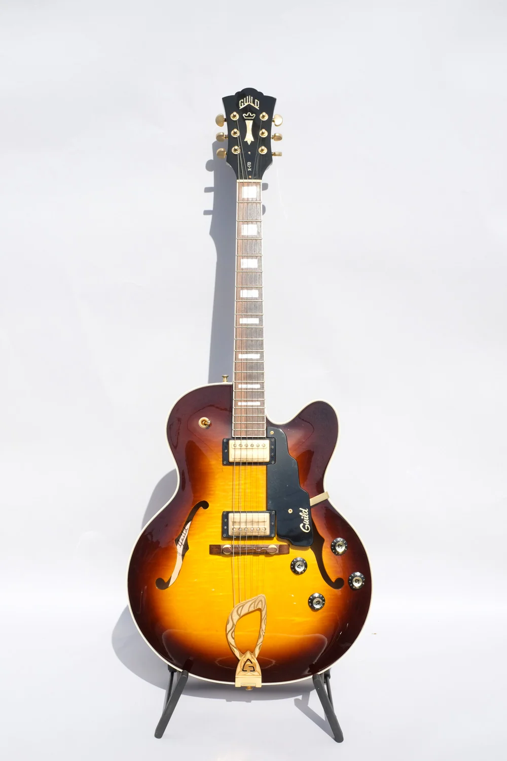 Late 90s Guild X-170