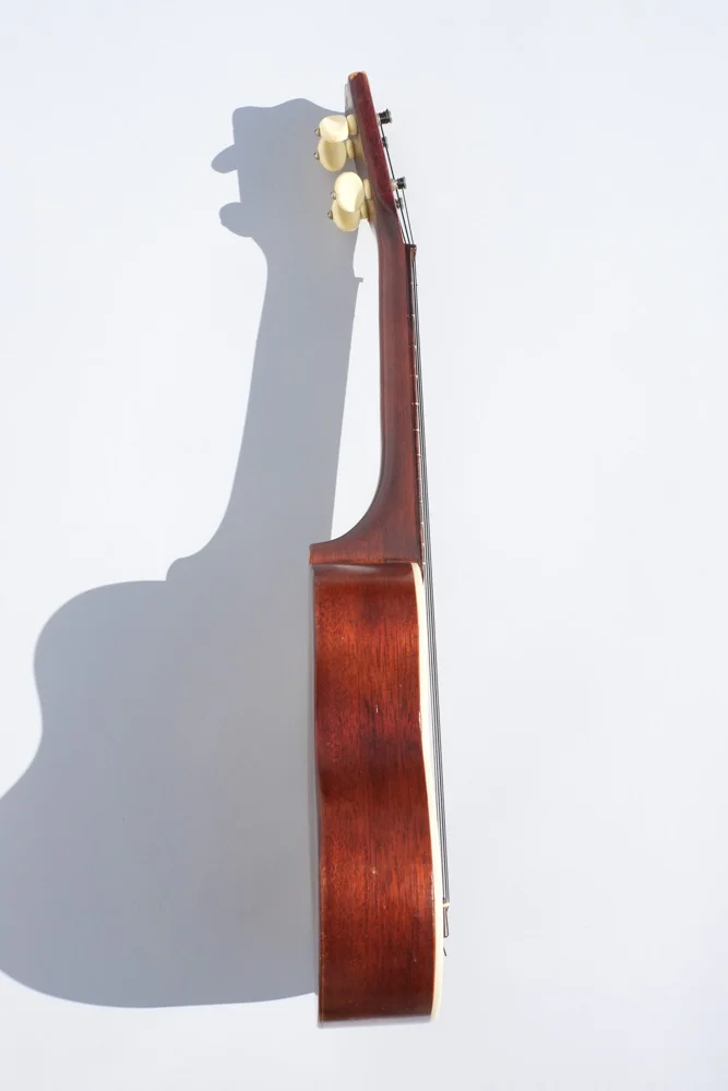 Honeybee Vintage Aloha Royal Soprano Ukulele-2.jpg