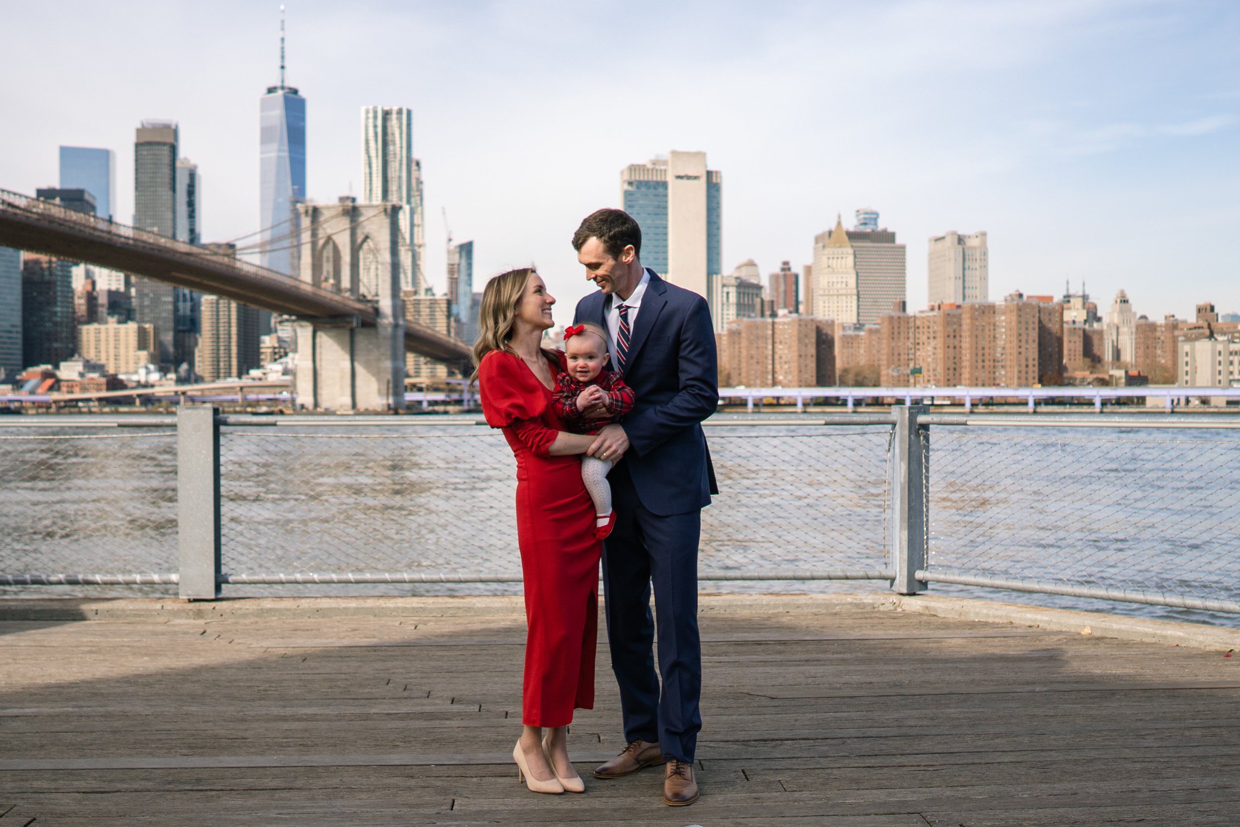 Brooklyn-Bridge-Park-Family-Portirat-Photographer.jpg