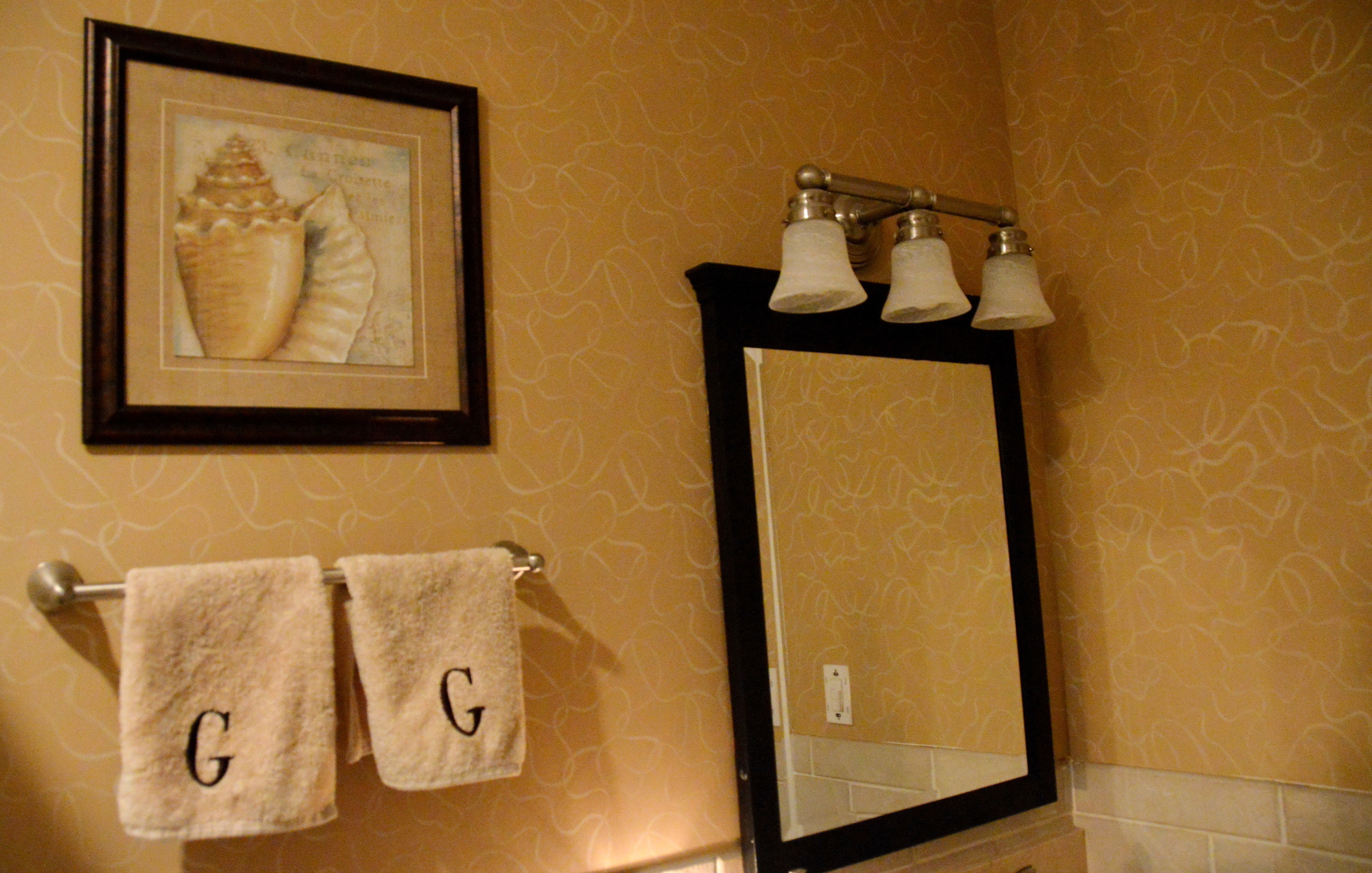 2013_GALLI_BATHROM_02.jpg