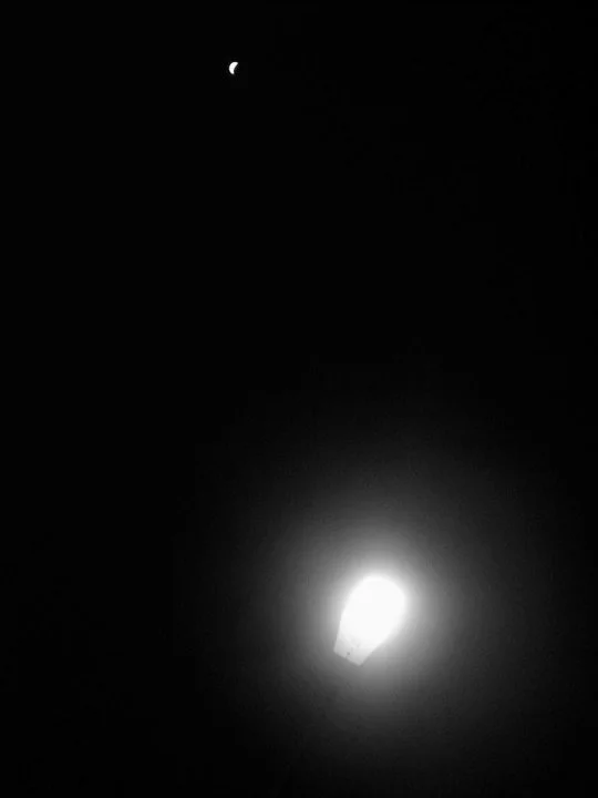 moon.jpg