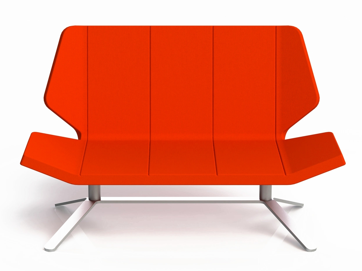 mia sofa 18 light.jpg