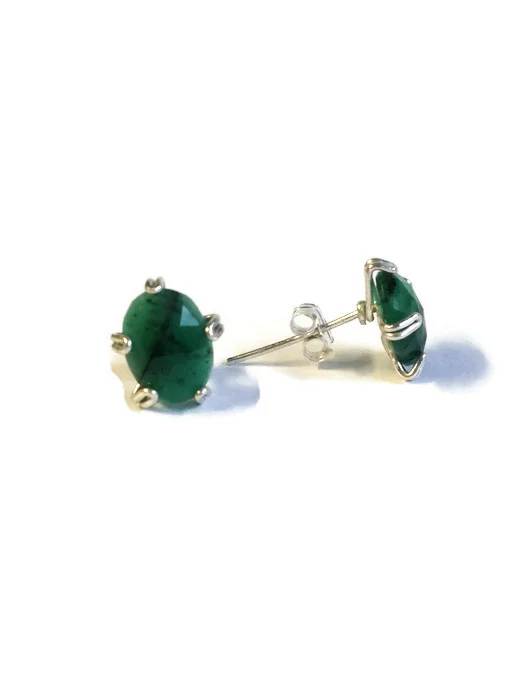 Esmeralda - E104- Emerald earrings set in fine argentium silver 1.jpg