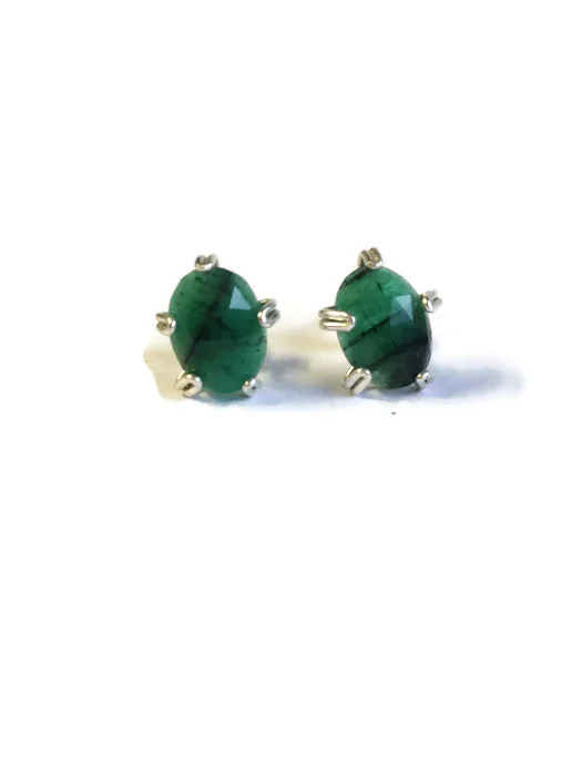 Esmeralda - E104- Emerald earrings set in fine argentium silver 2.jpg