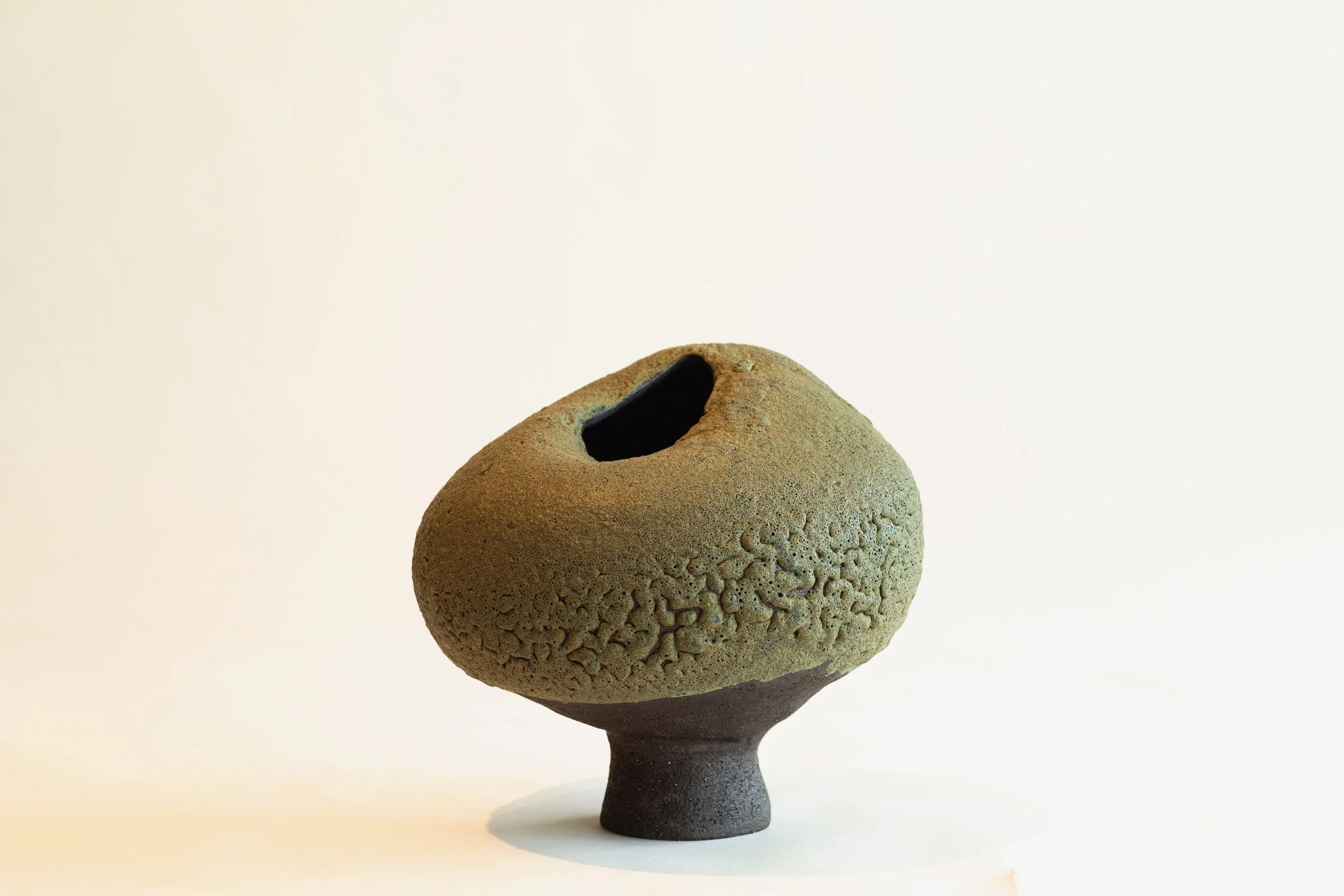 CERAMIC VASE 07.jpeg