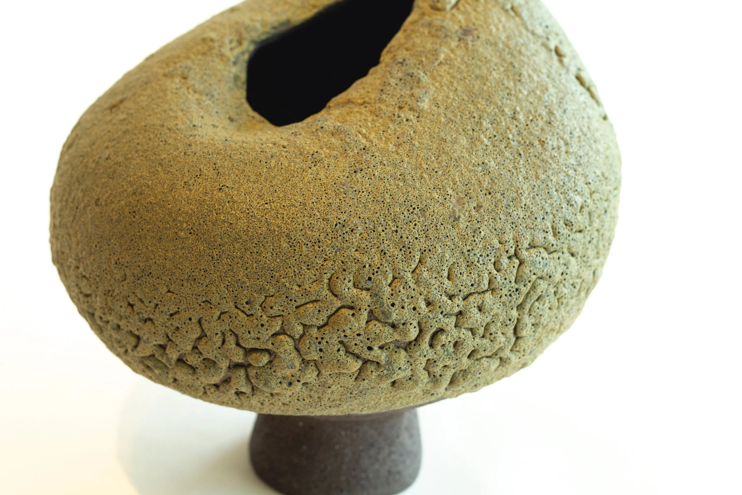 CERAMIC VASE 12.jpeg