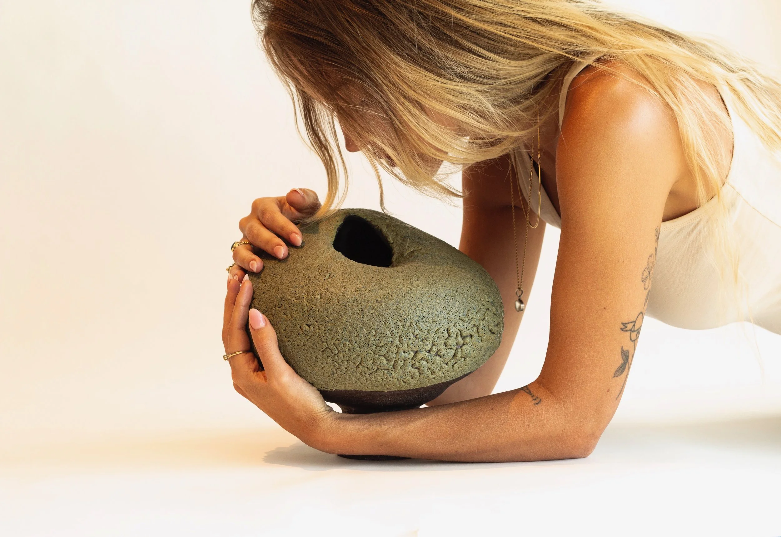 CERAMIC VASE 08.jpeg