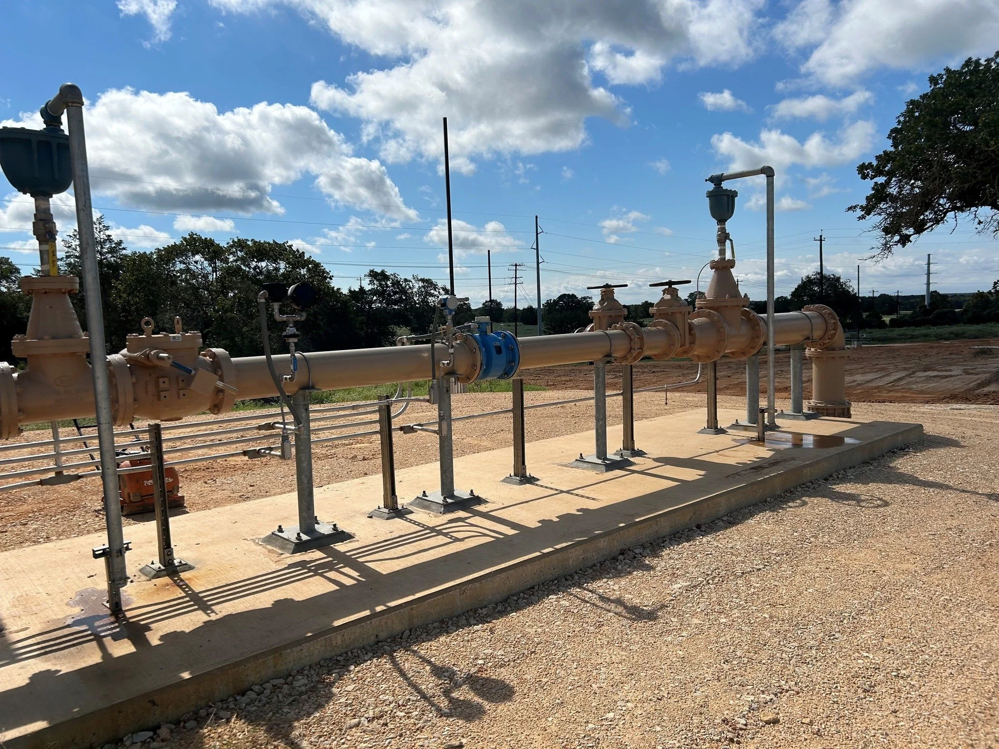 Where does Alliance Water come from?

The Carrizo-Wilcox aquifer! This major aquifer stretches across Texas, from the Mexico border to the Louisiana border. Alliance Water is committed to sustainable water solutions, as such it works with the local g