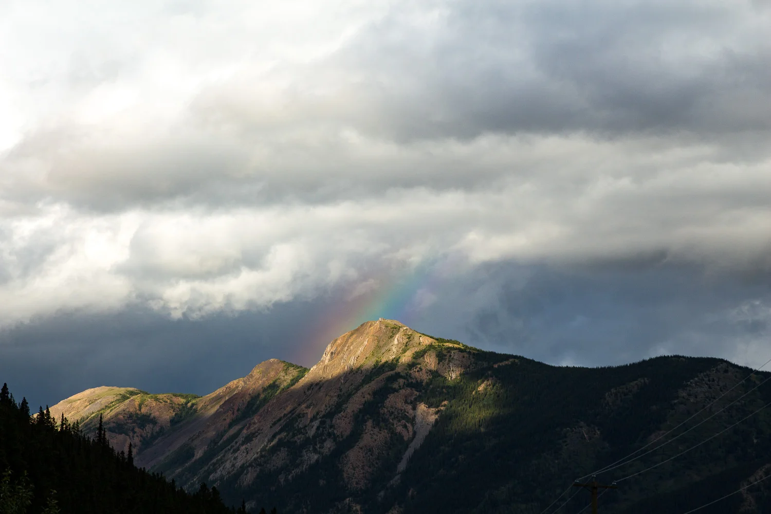 rainbow-boya-lake.jpg