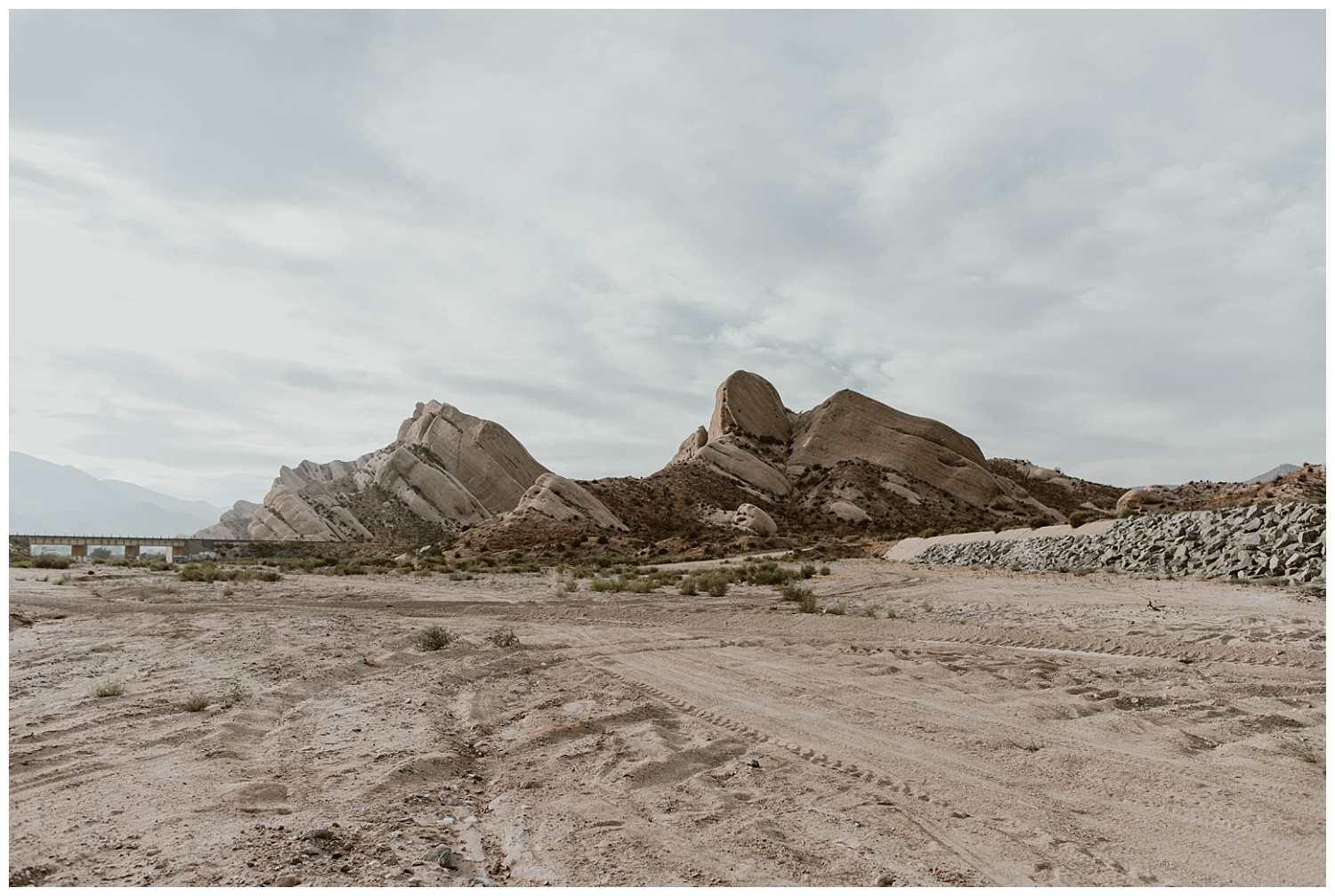 Desert Engagement Session 0009.jpg
