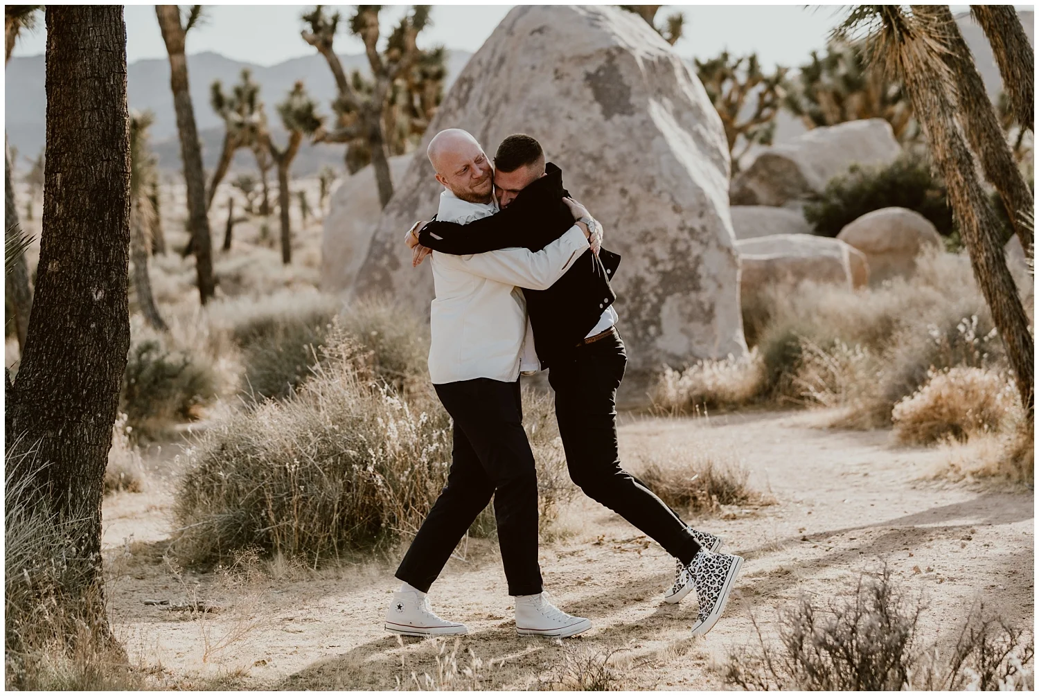 LGBTQ-Joshua-Tree-Elopement 0008.jpg