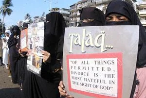 Lok Sabha passes triple talaq bill